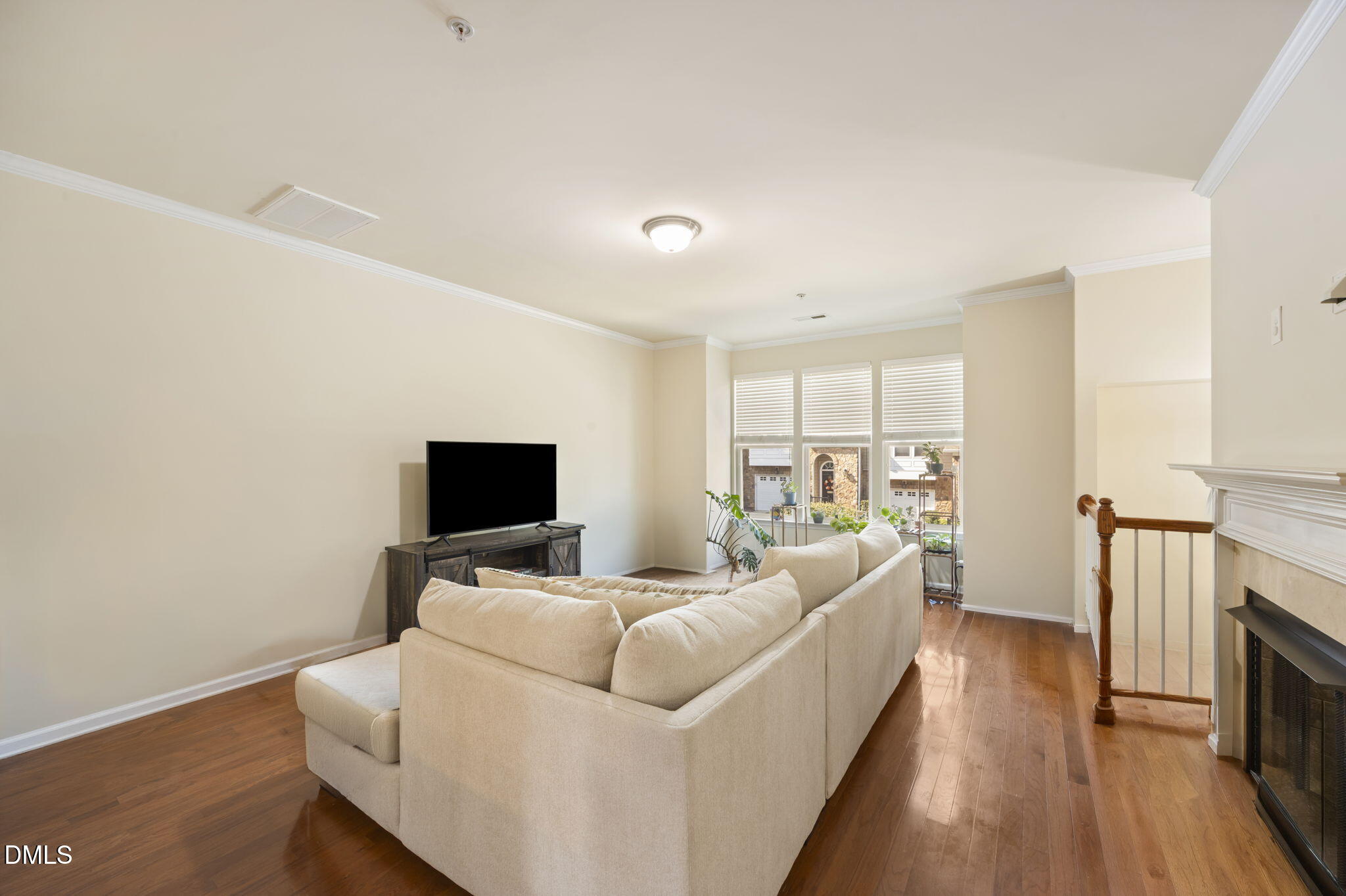 5916 Longeria Court Property Photo 13