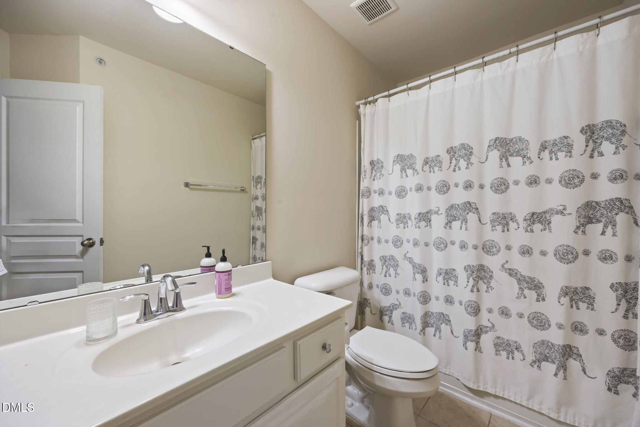 5916 Longeria Court Property Photo 33