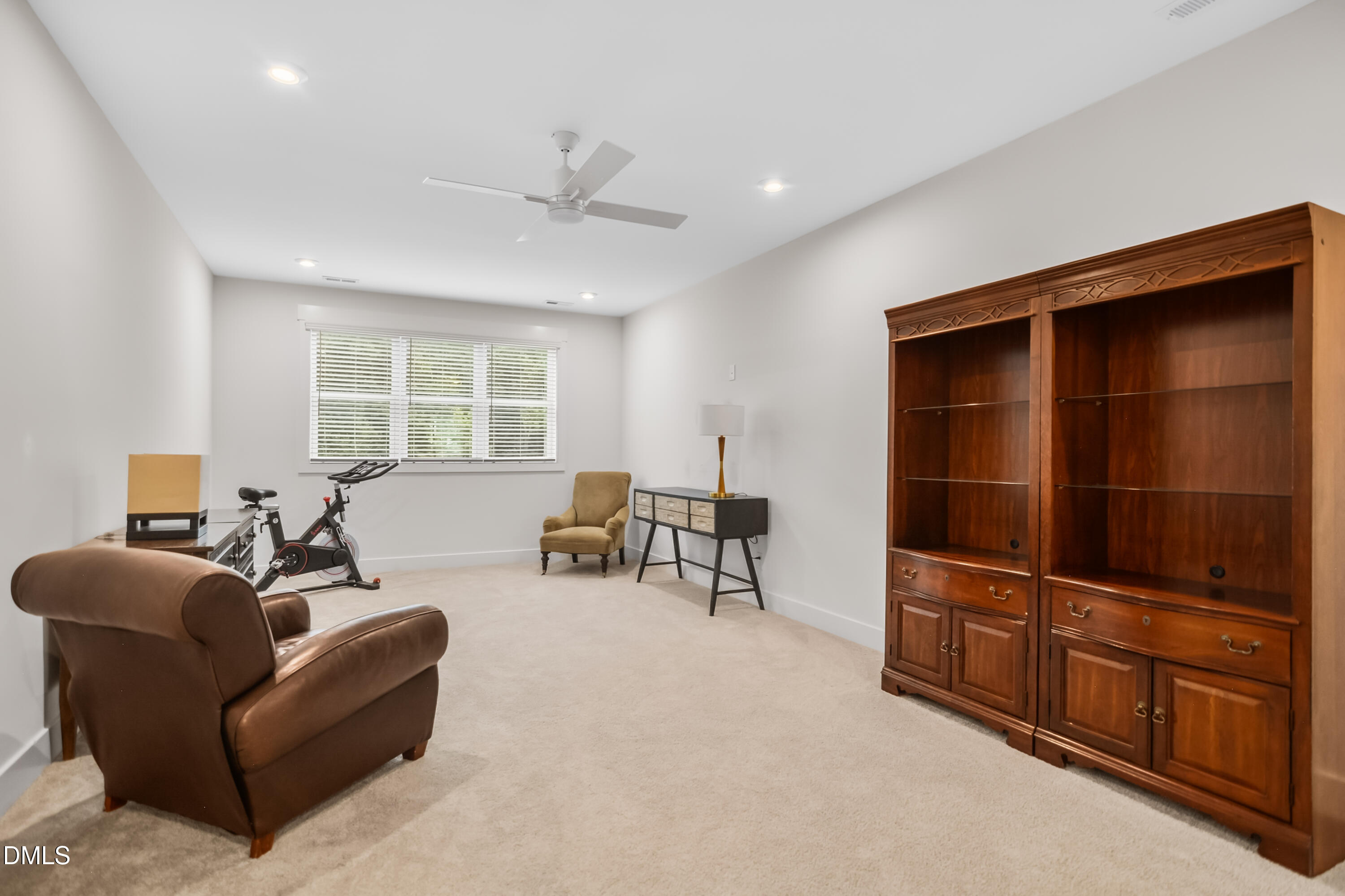 265 Tumbling River Drive Property Photo 32