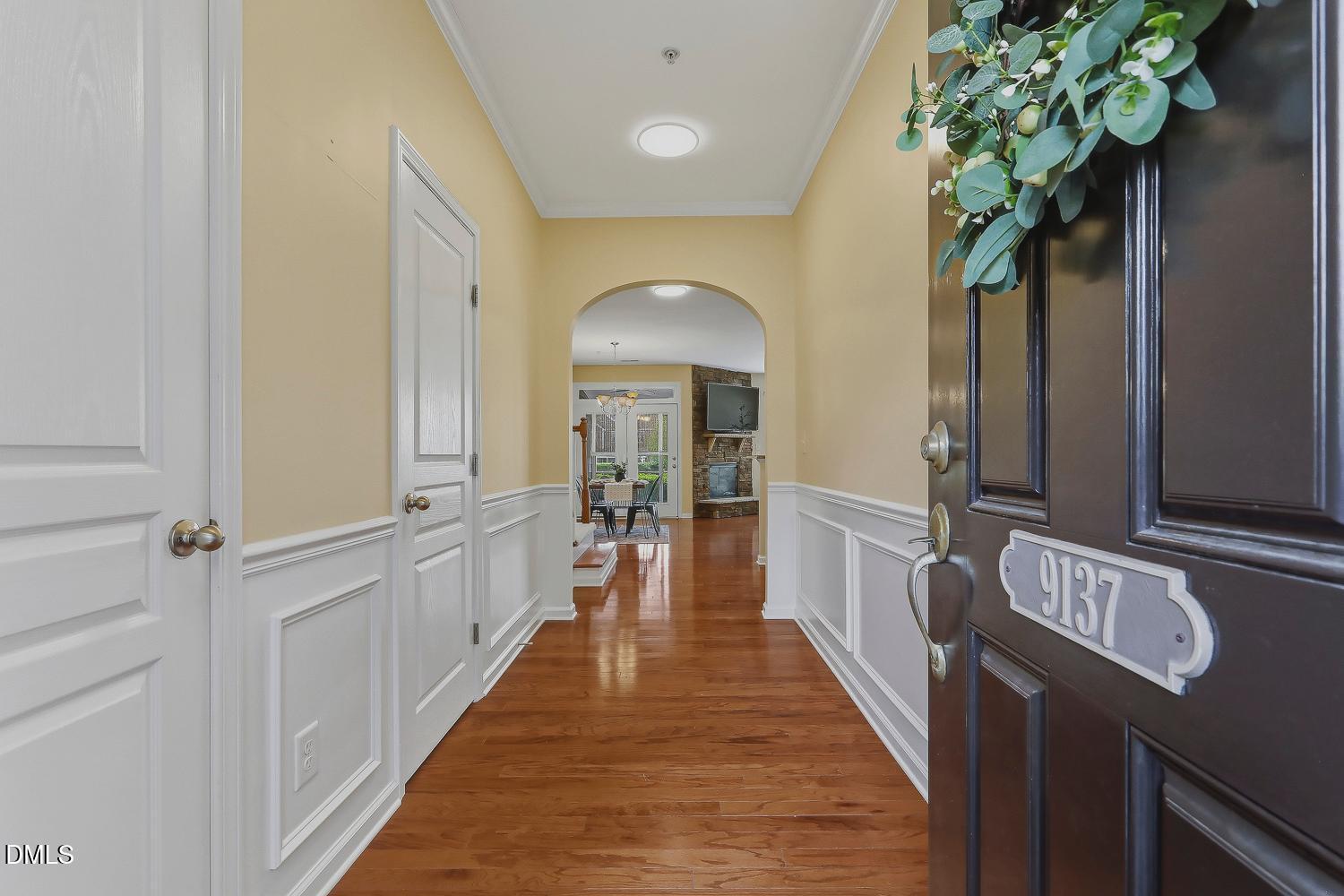 9137 Wooden Road Property Photo 4