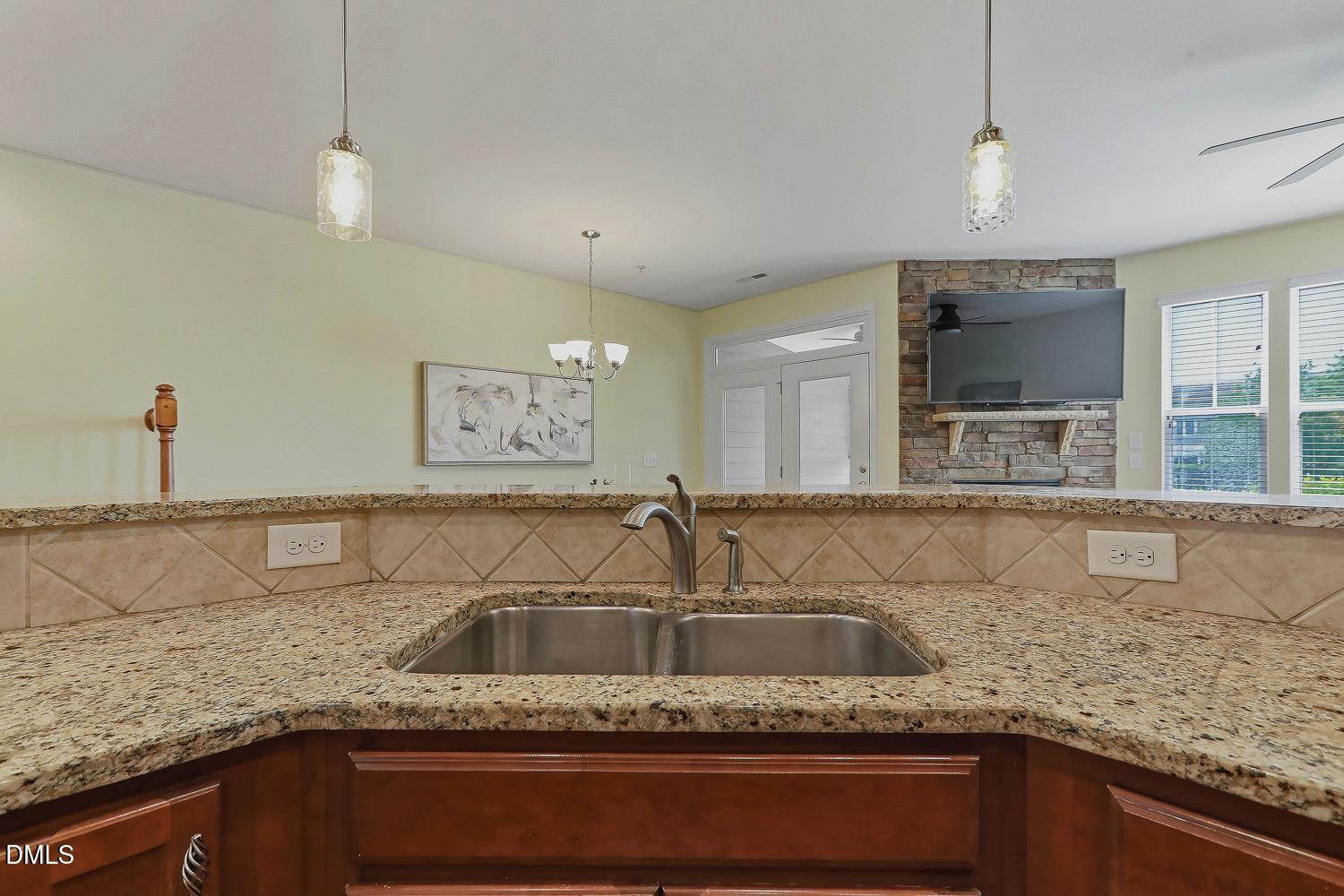 9137 Wooden Road Property Photo 8