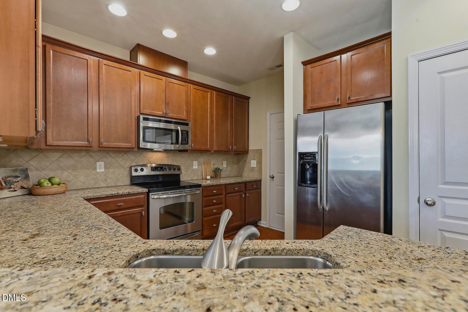 9137 Wooden Road Property Photo 10