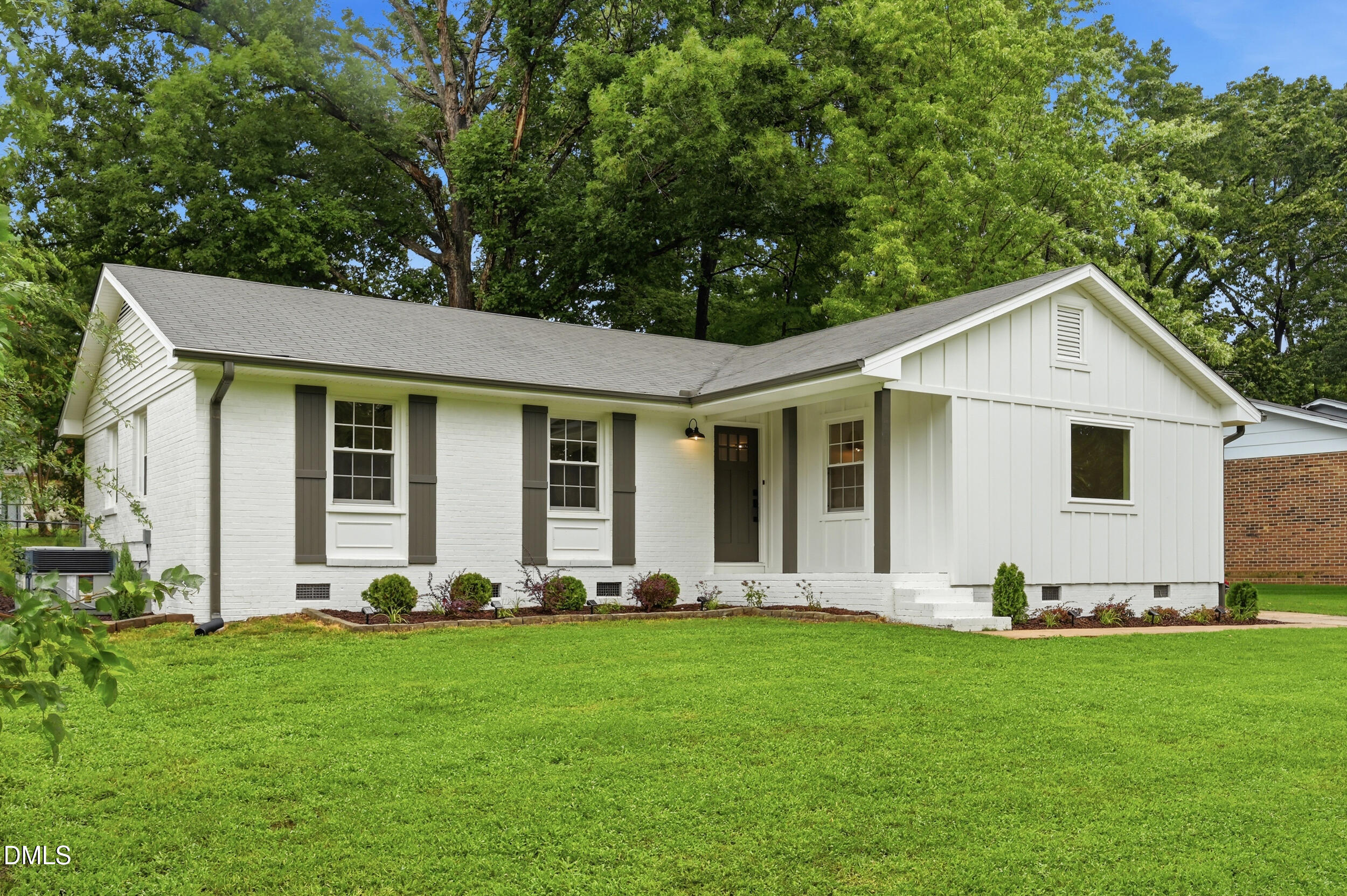 4123 Casa Street Property Photo 3