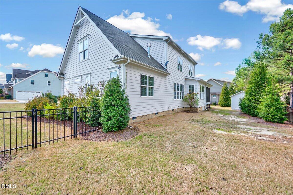 200 Character Drive Property Photo 45