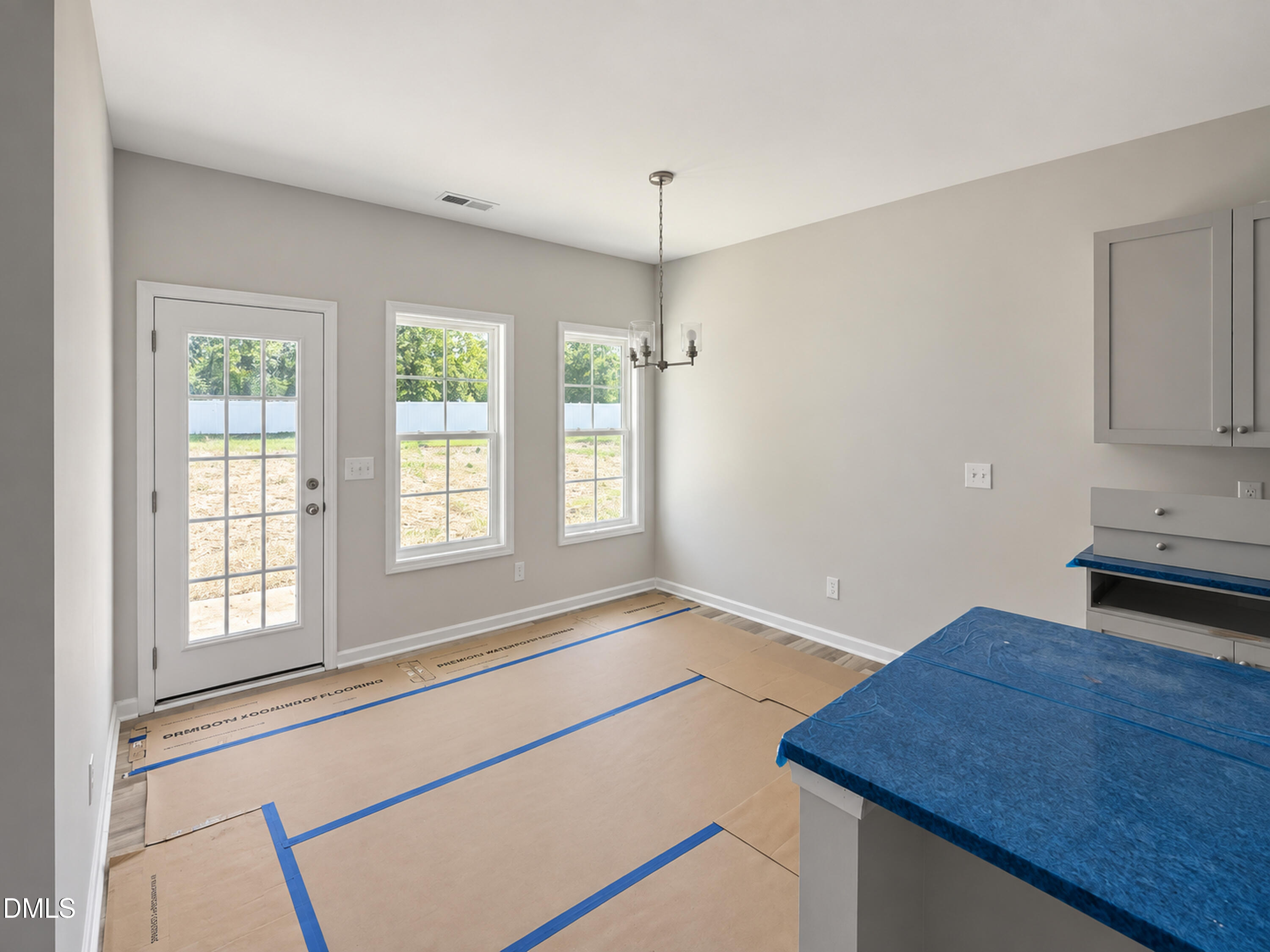 101 Crossvine Street (9) Property Photo 5