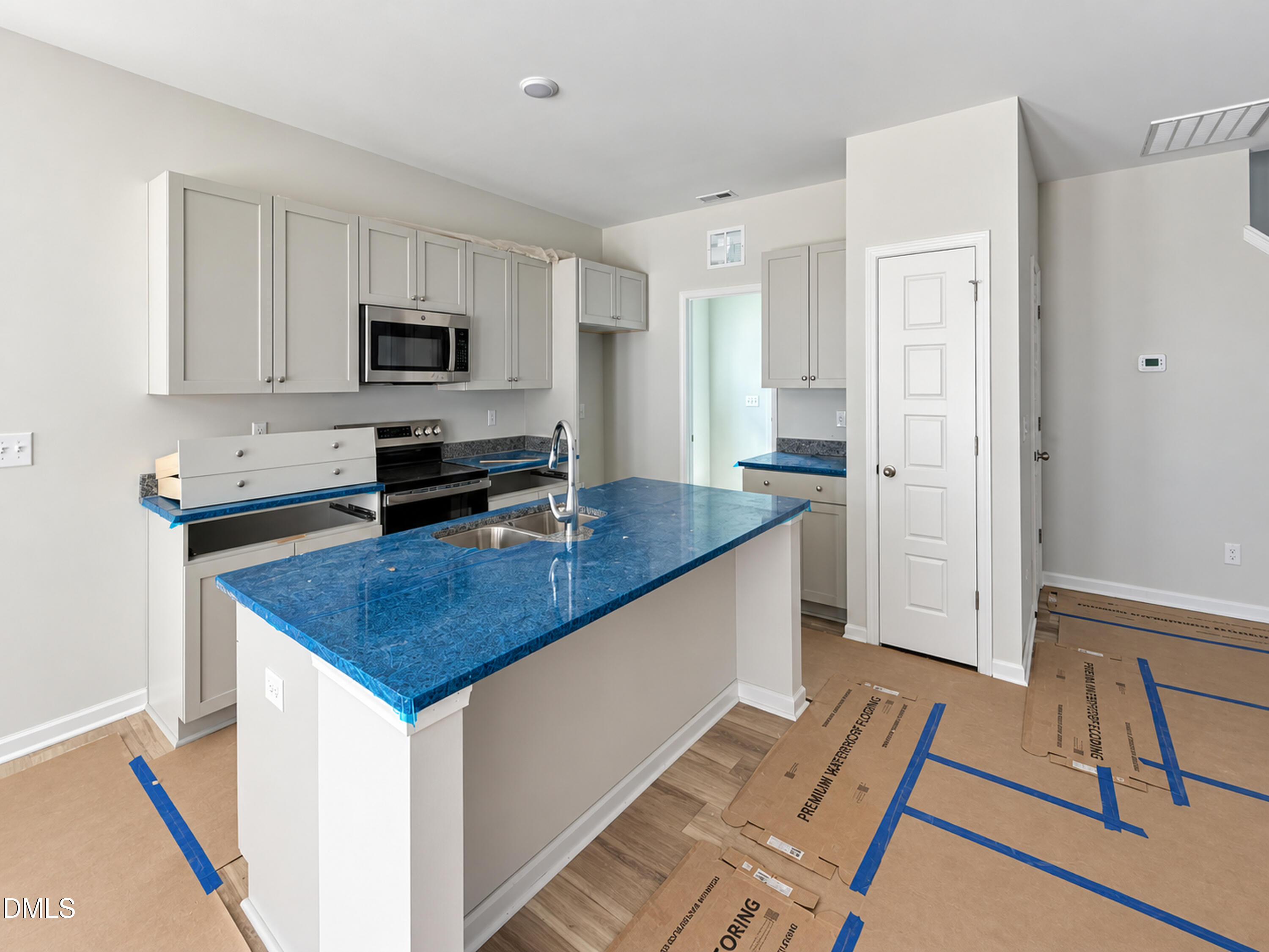 101 Crossvine Street (9) Property Photo 6