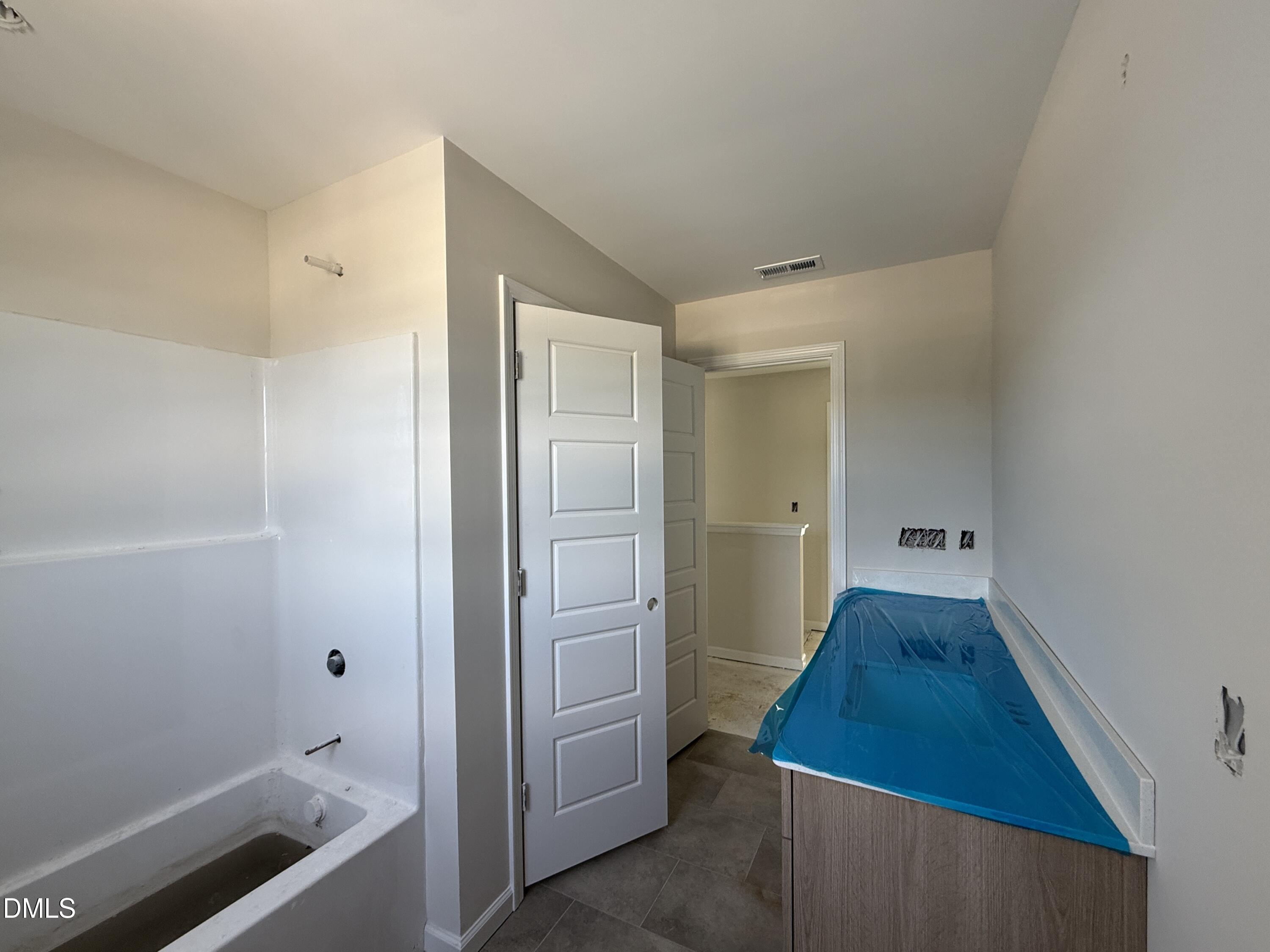101 Crossvine Street (9) Property Photo 10