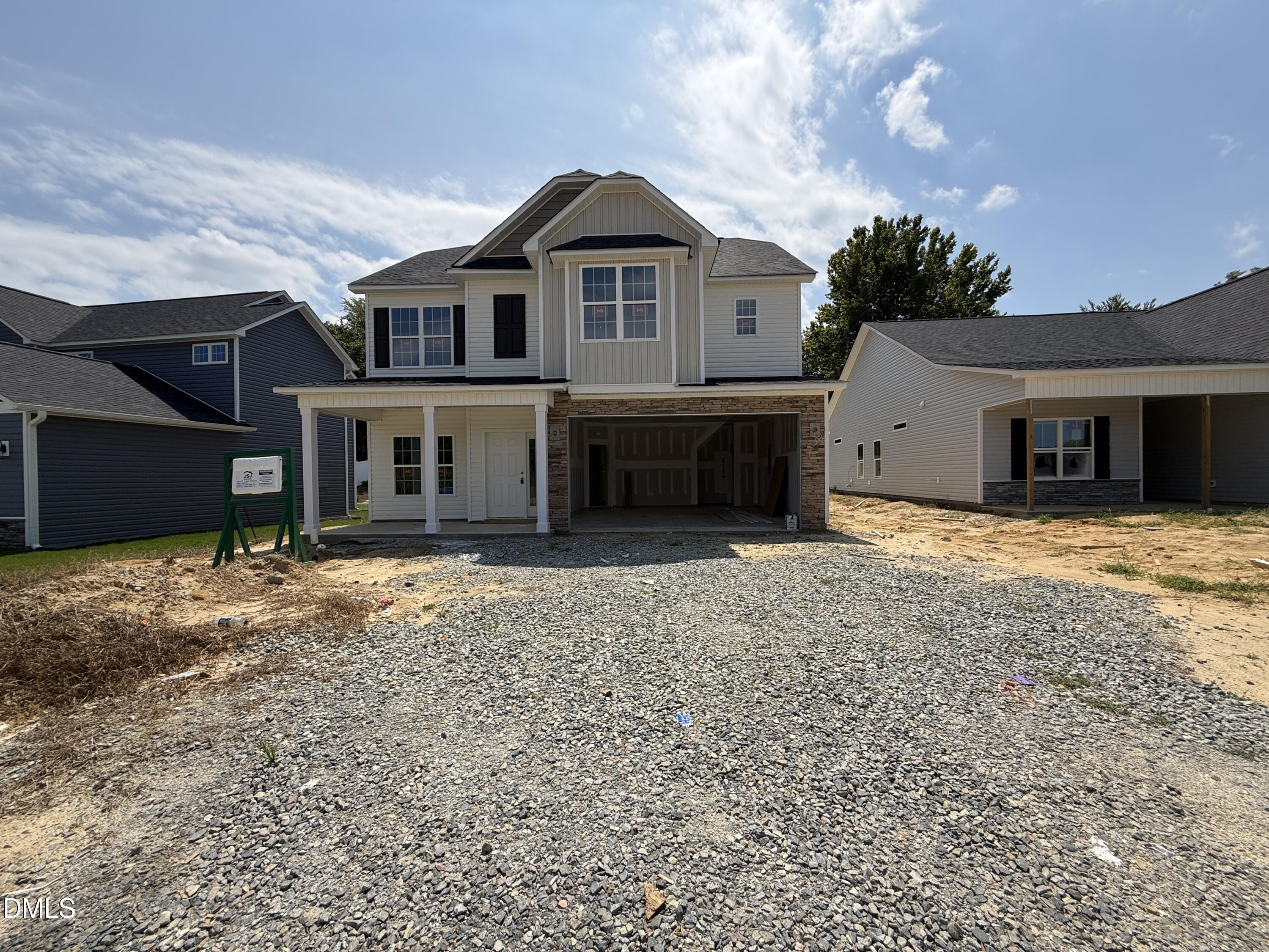 101 Crossvine Street (9) Property Photo 14