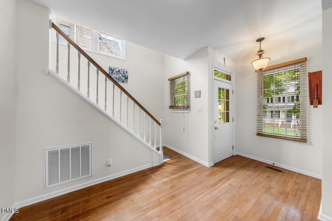 121 College Avenue Property Photo 8