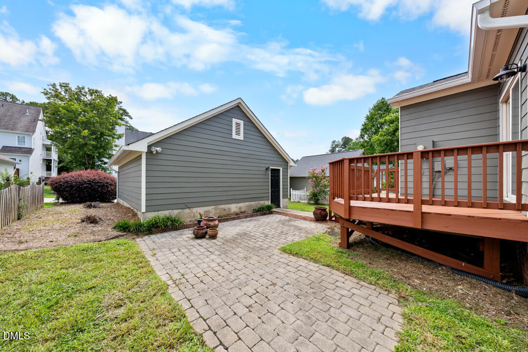 121 College Avenue Property Photo 38