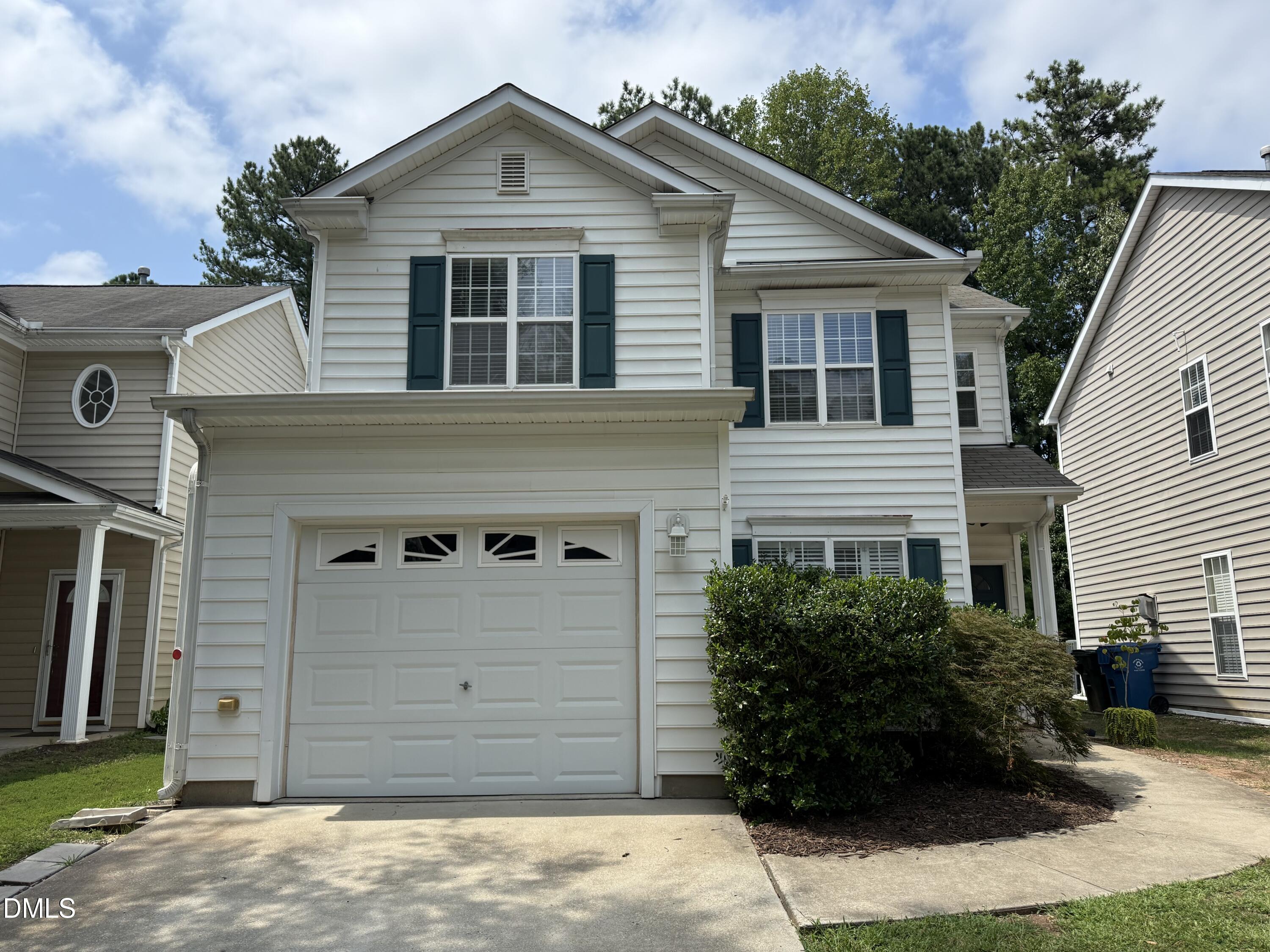 1414 Crimson Creek Drive Property Photo 1