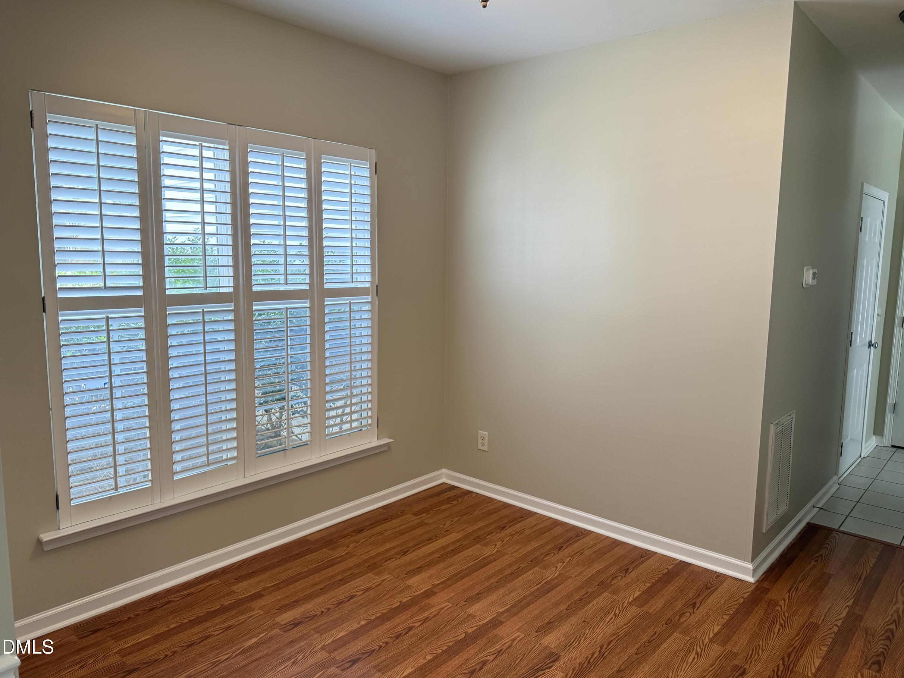 1414 Crimson Creek Drive Property Photo 2