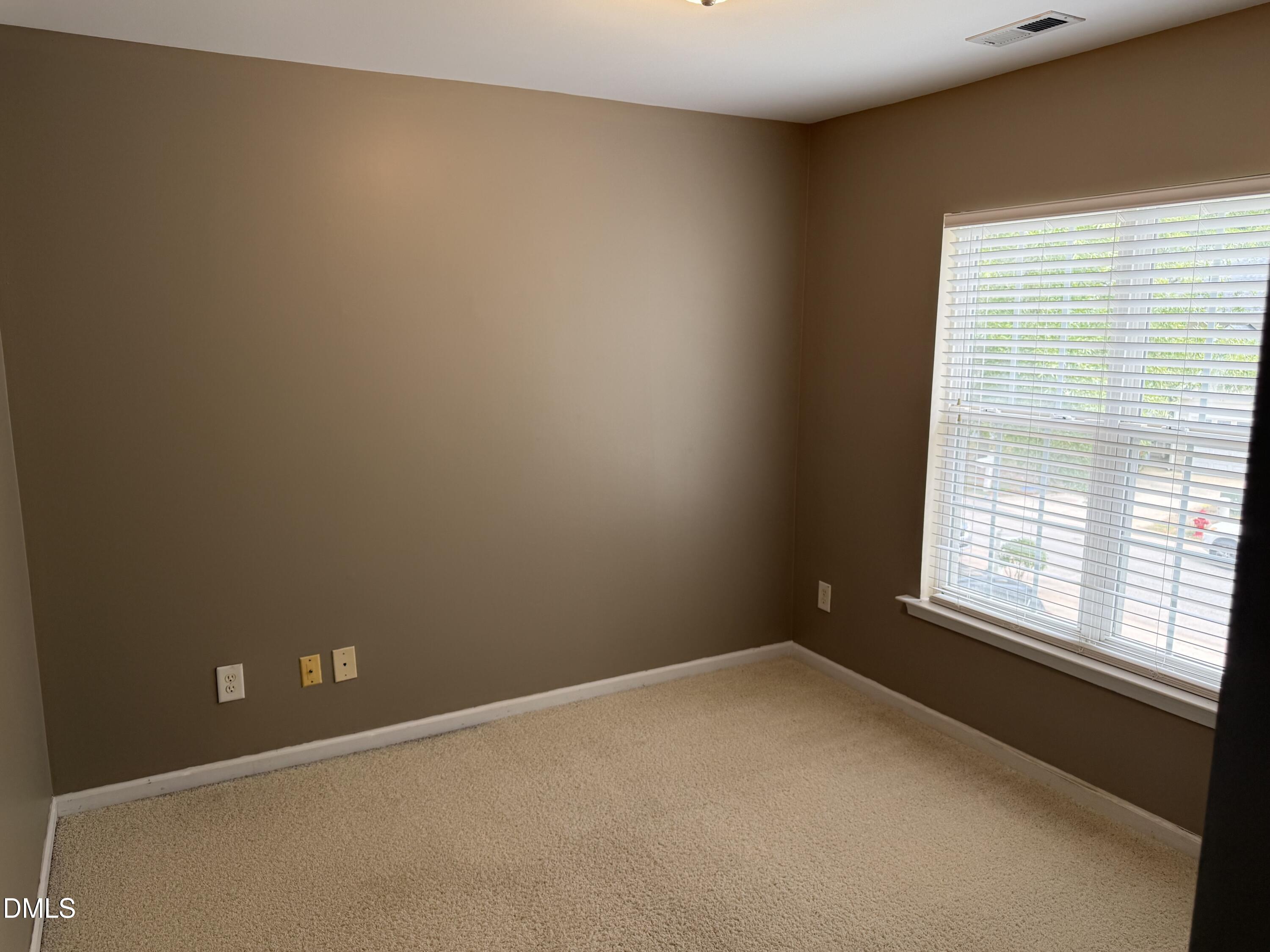 1414 Crimson Creek Drive Property Photo 10