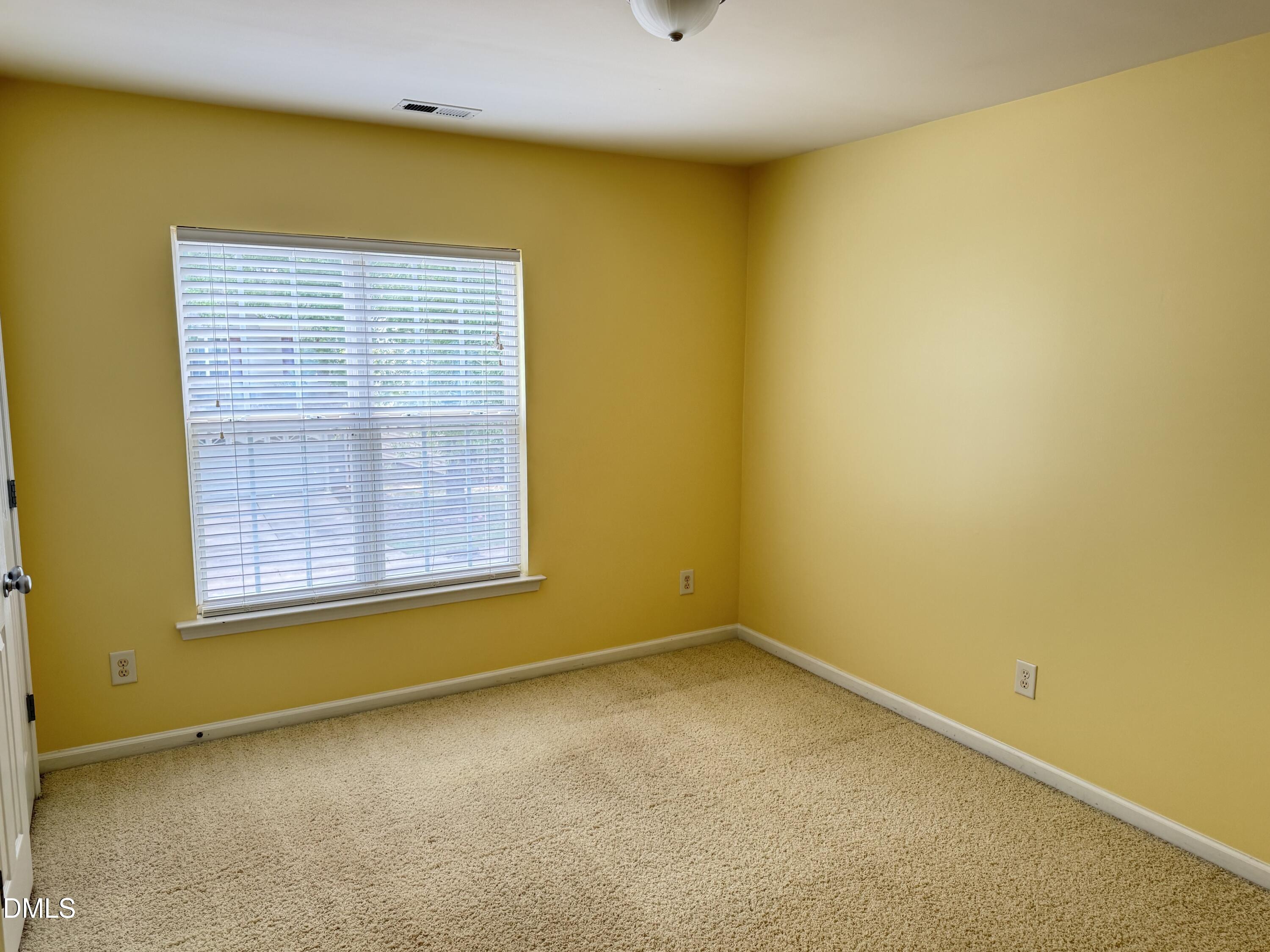 1414 Crimson Creek Drive Property Photo 11