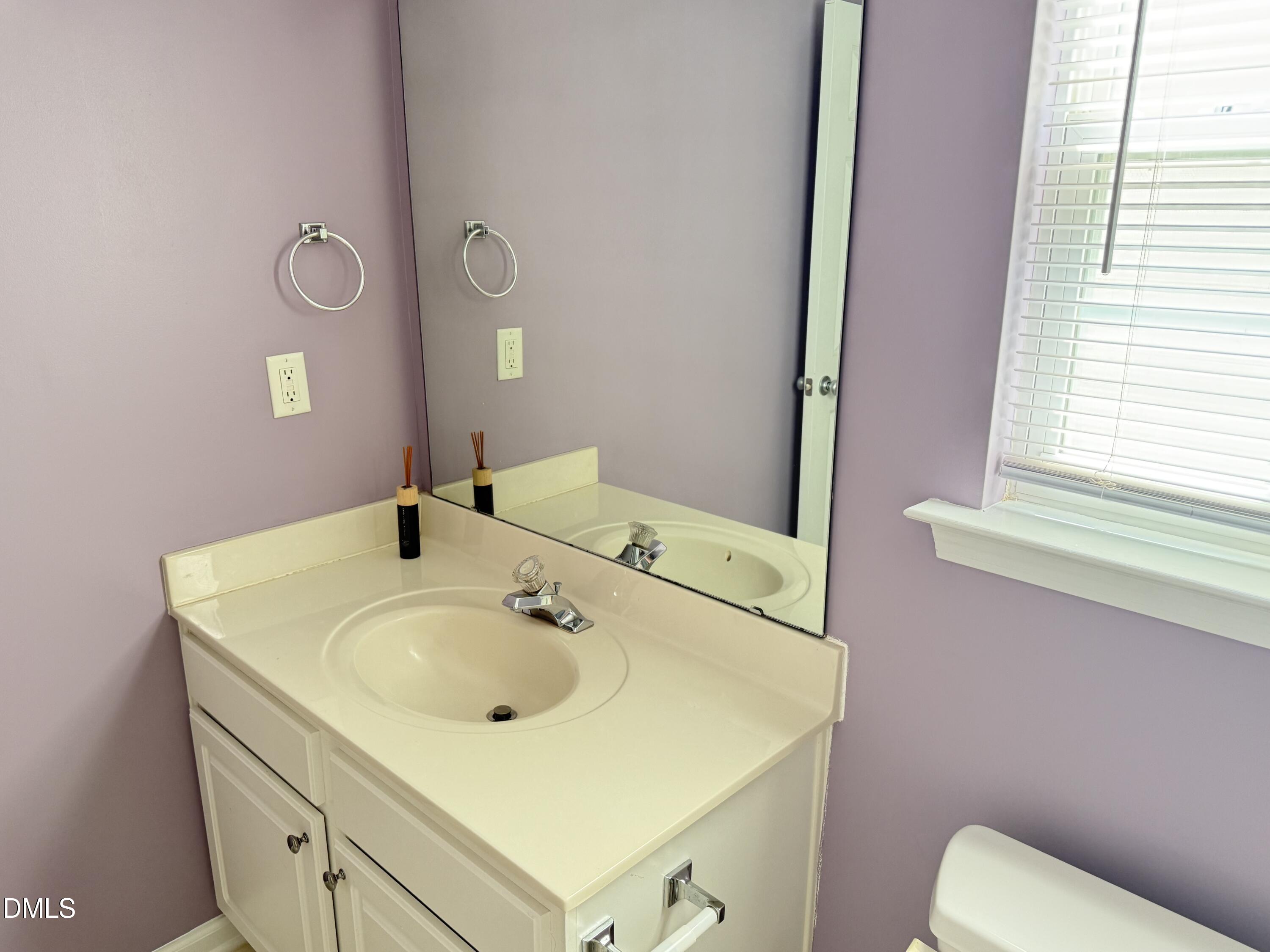 1414 Crimson Creek Drive Property Photo 12