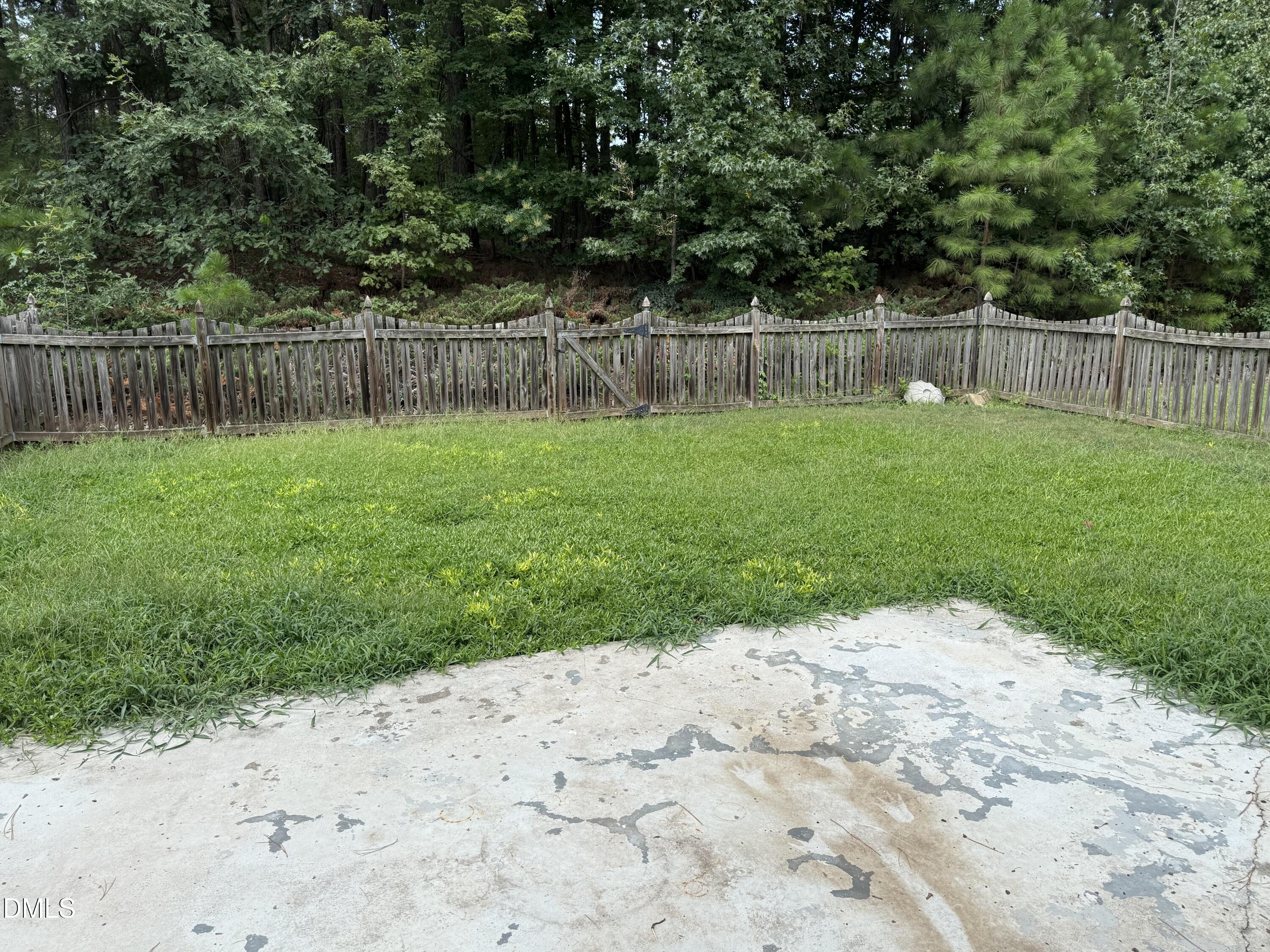 1414 Crimson Creek Drive Property Photo 14