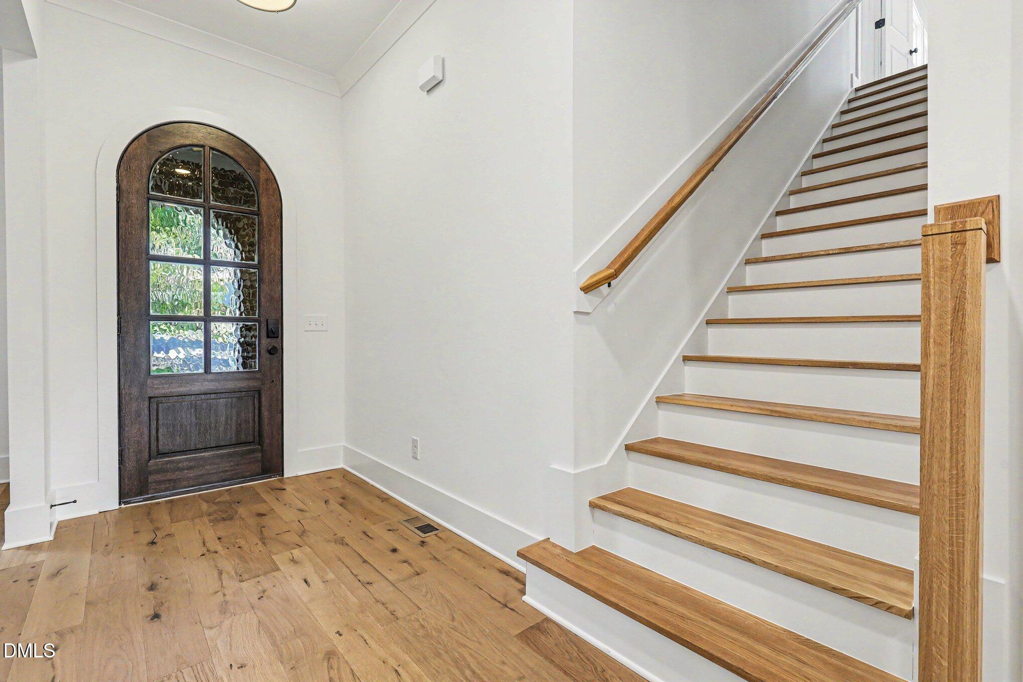 1005 Broyhill Hall Court Property Photo 21