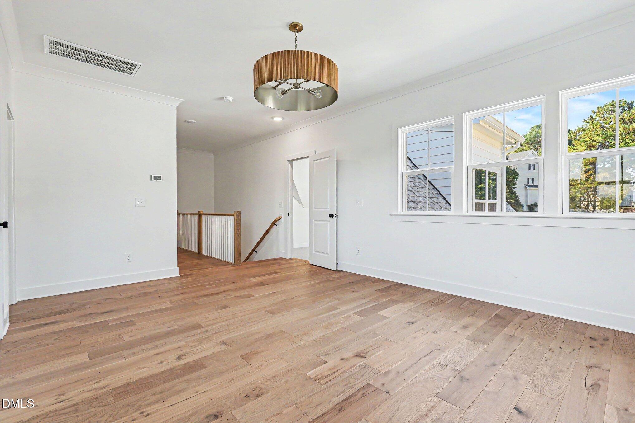 1005 Broyhill Hall Court Property Photo 26