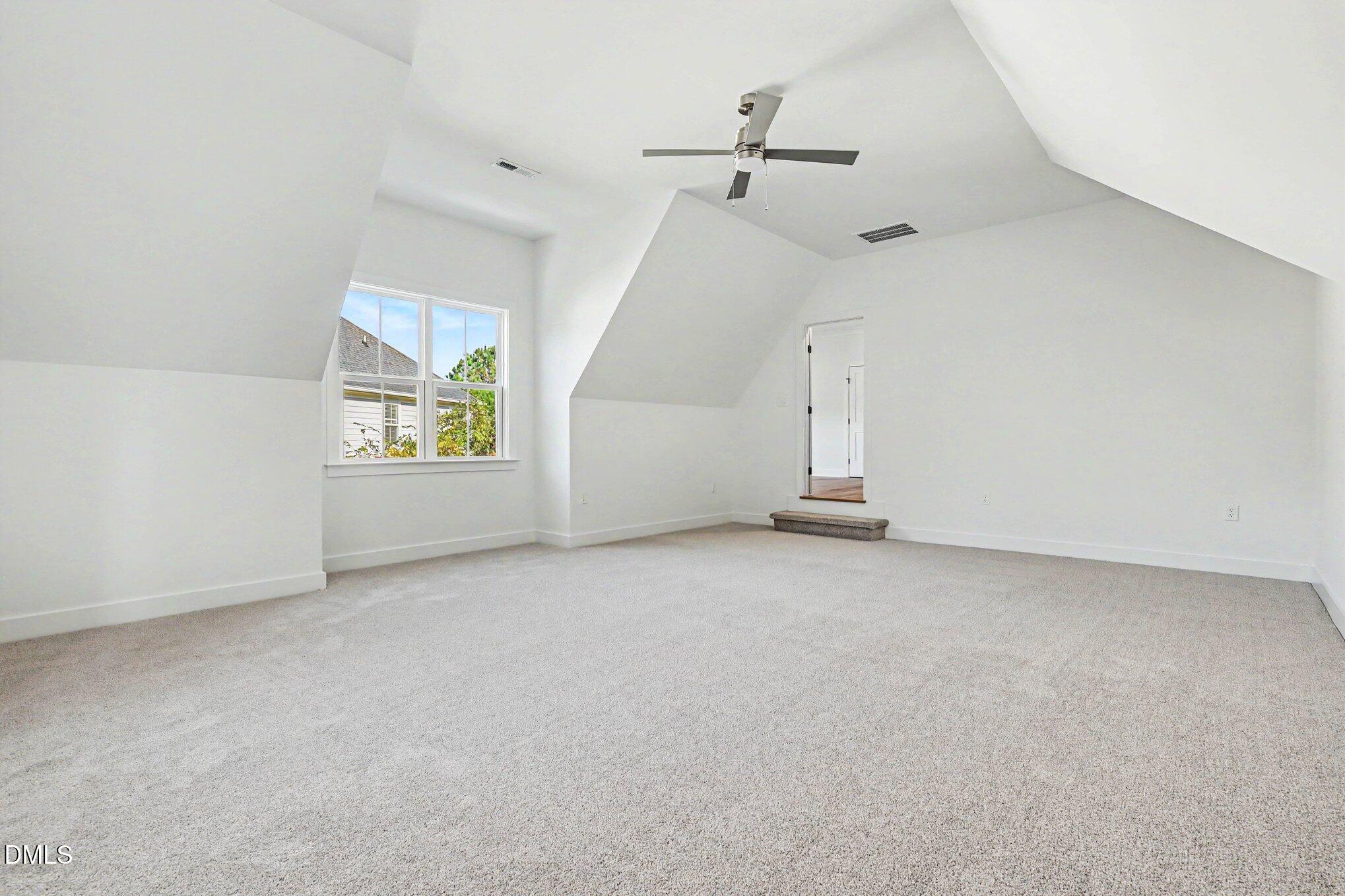 1005 Broyhill Hall Court Property Photo 35