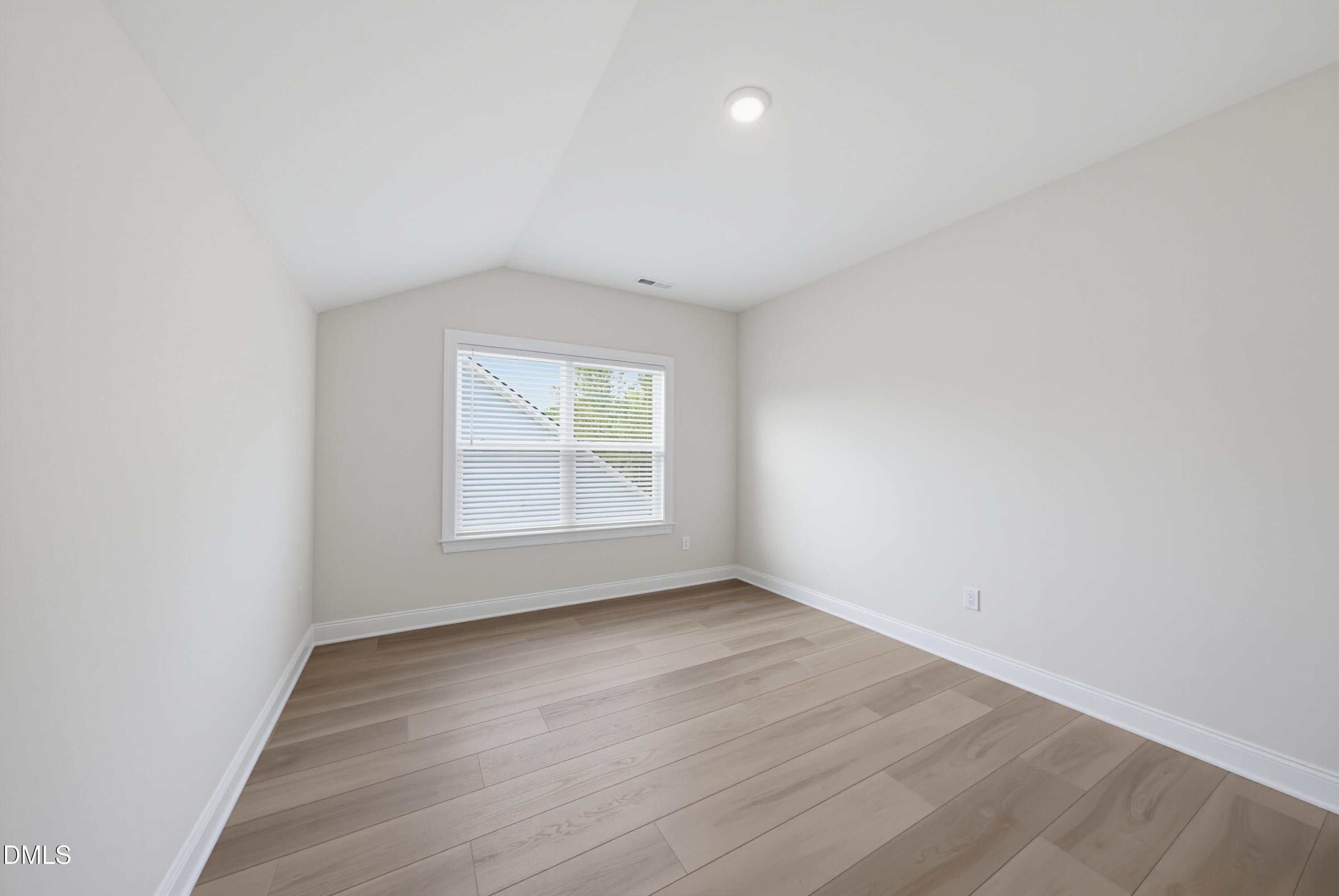 440 Dunton Street Property Photo 41
