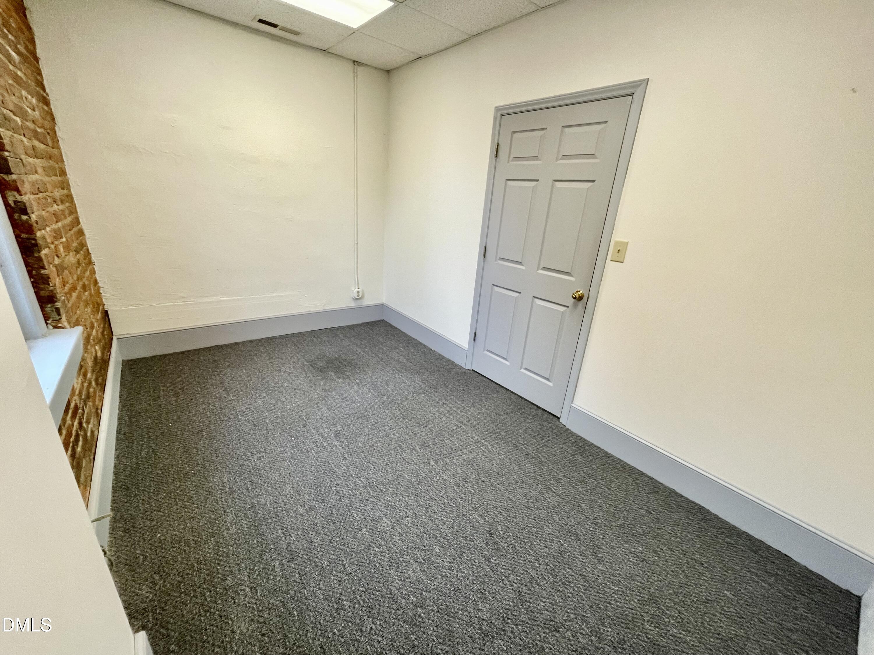 104 E Horton Street Property Photo 3