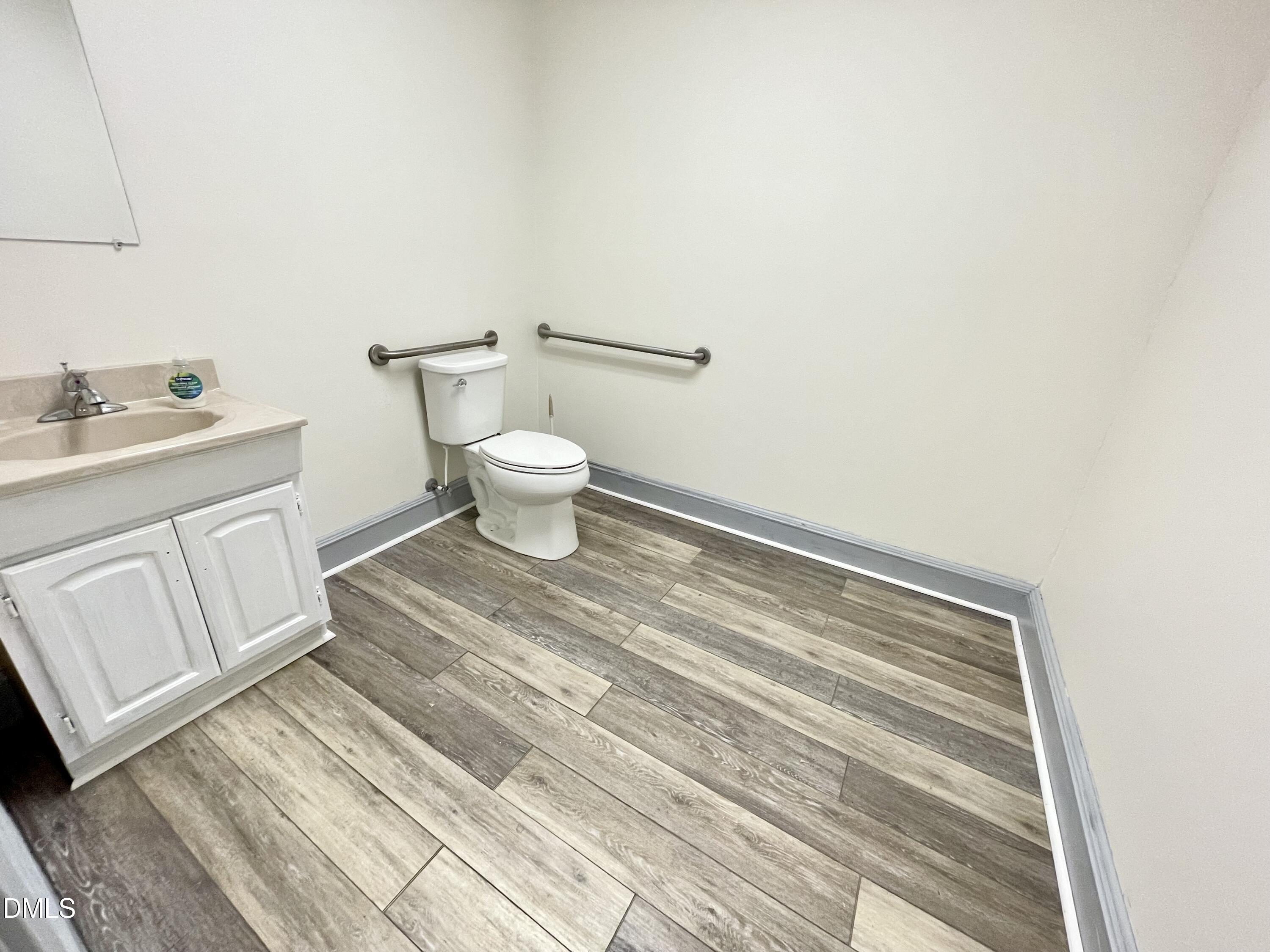 104 E Horton Street Property Photo 8