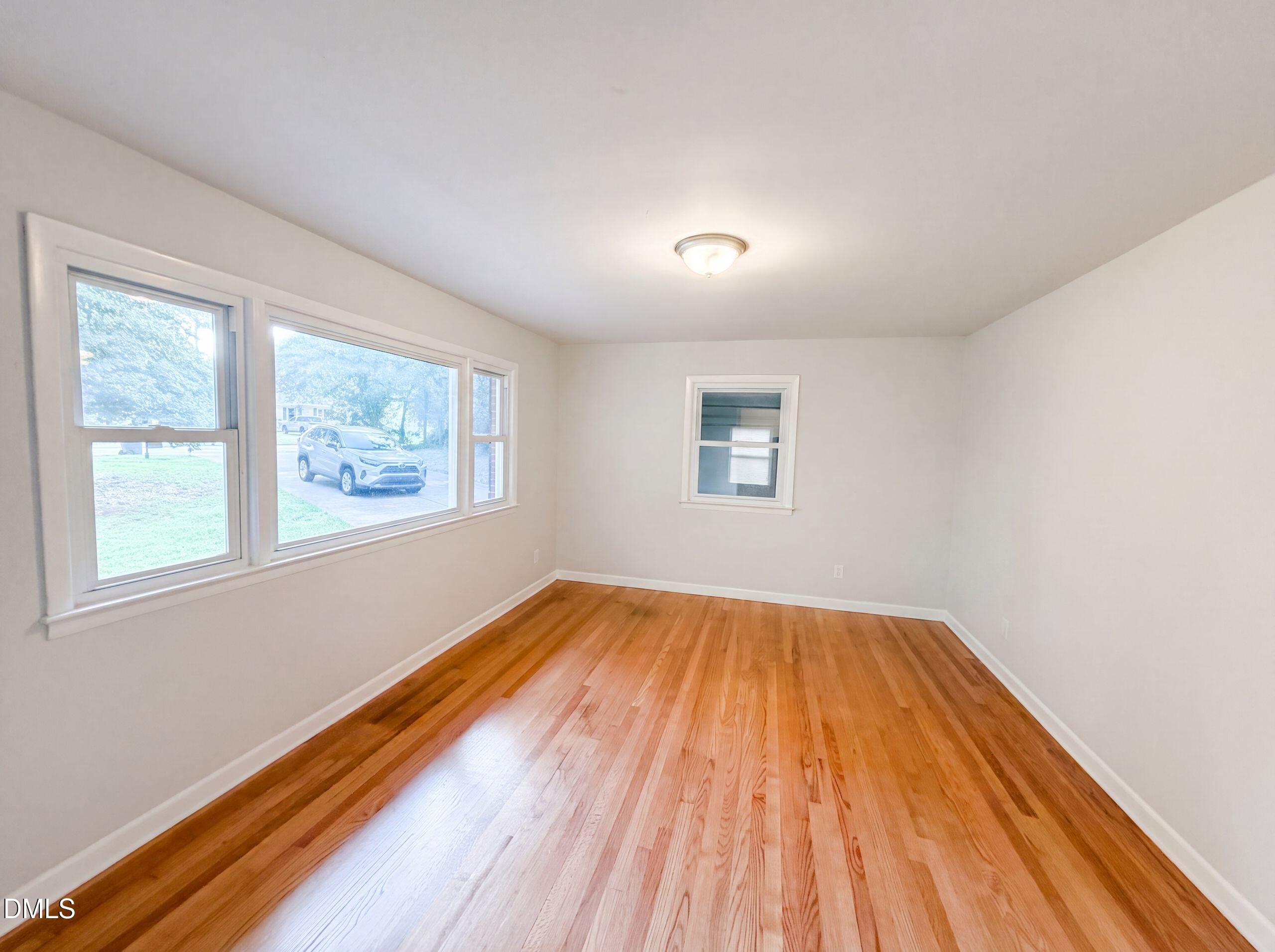 407 Lamesa Drive Property Photo 4