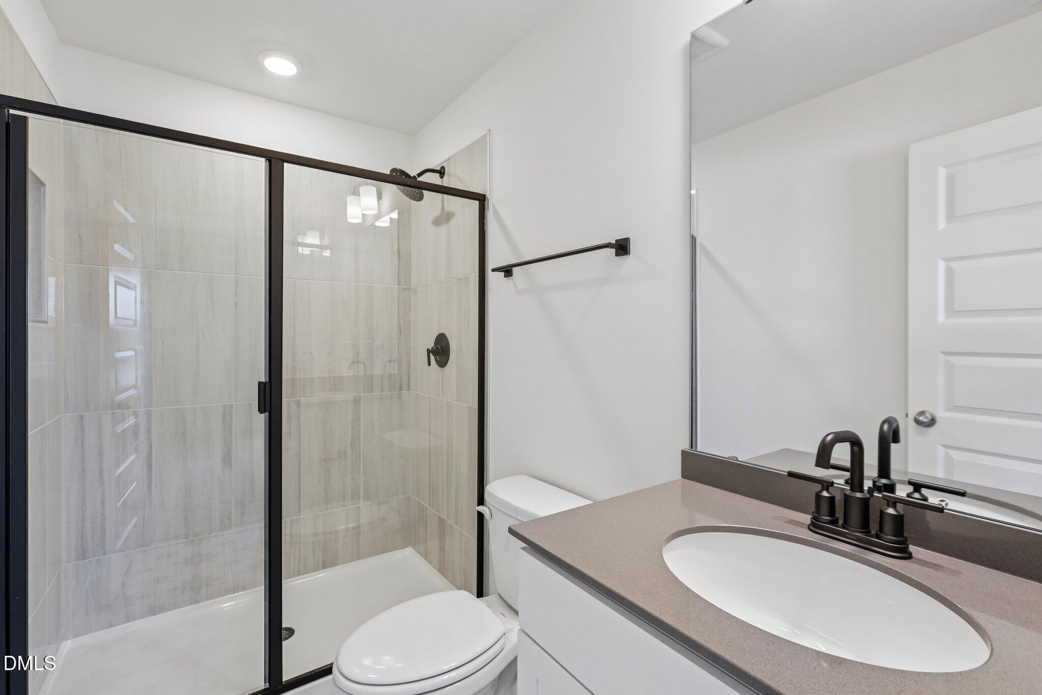 2043 Oakdale Drive Property Photo 13