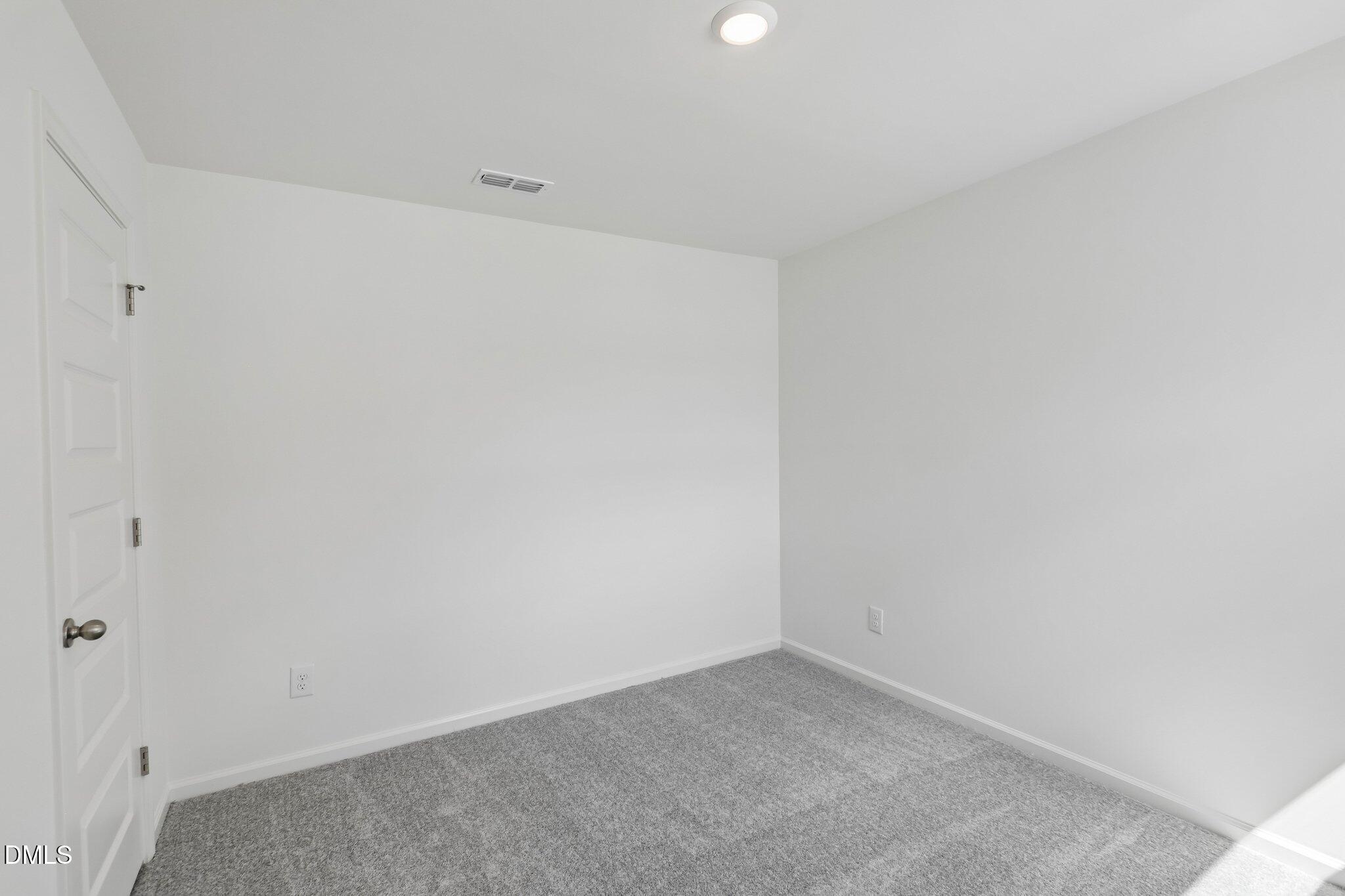2043 Oakdale Drive Property Photo 15