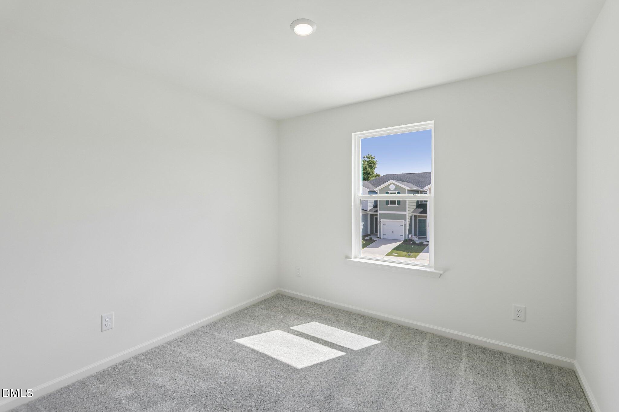 2043 Oakdale Drive Property Photo 18