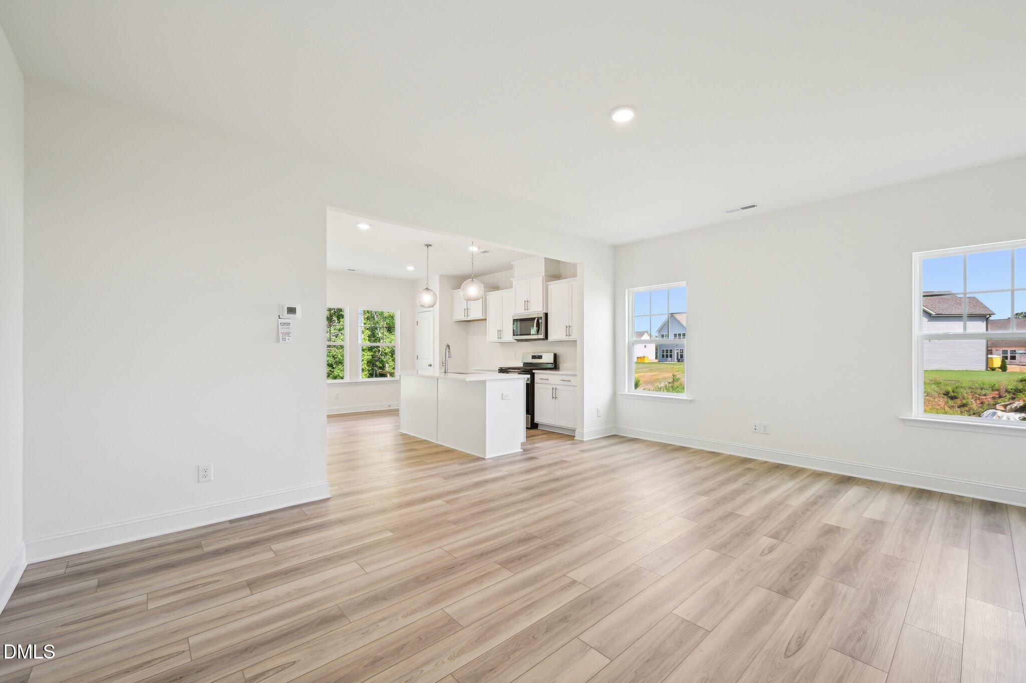 1537 Briar Brook Lane Property Photo 4
