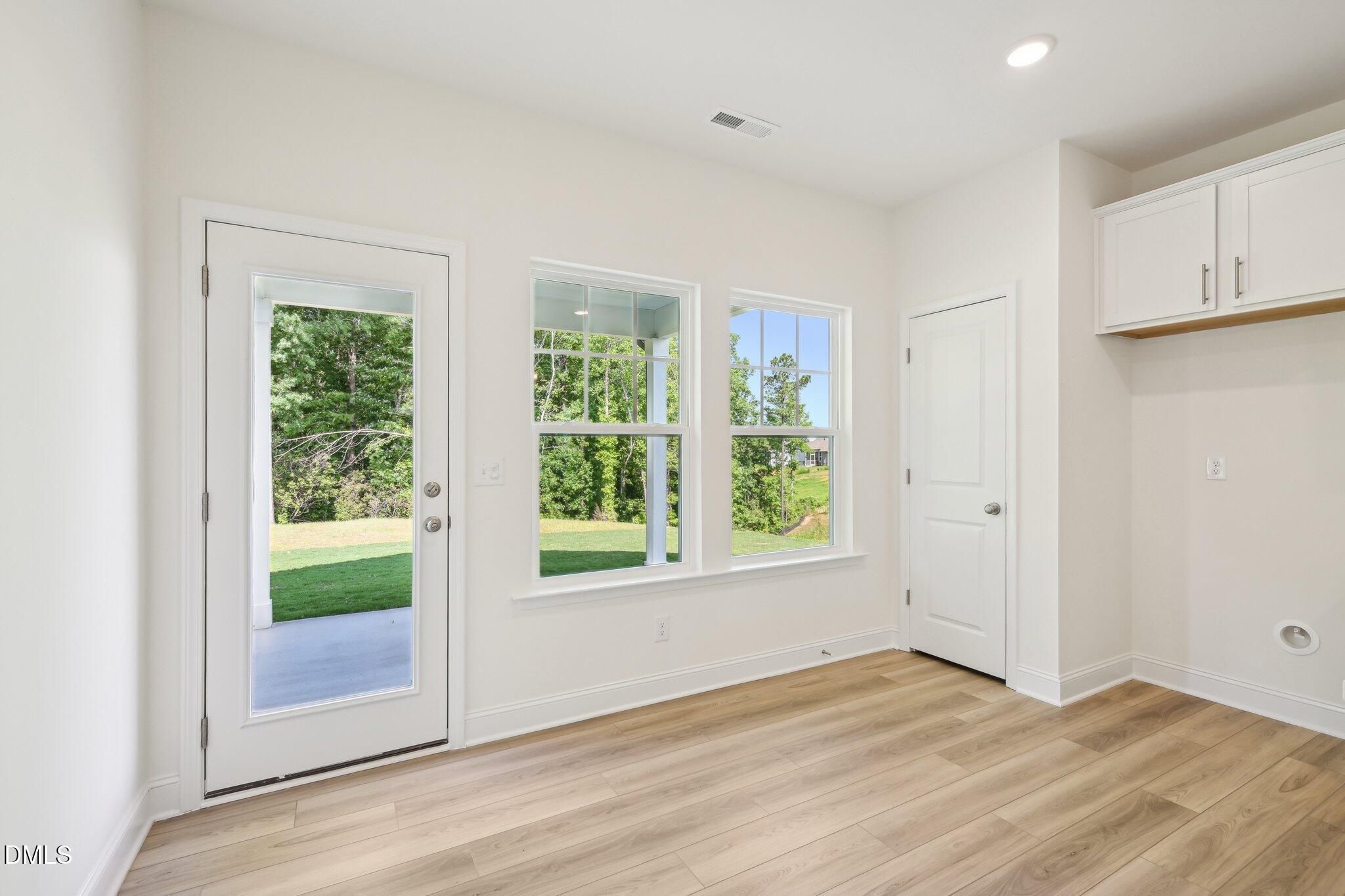 1537 Briar Brook Lane Property Photo 13