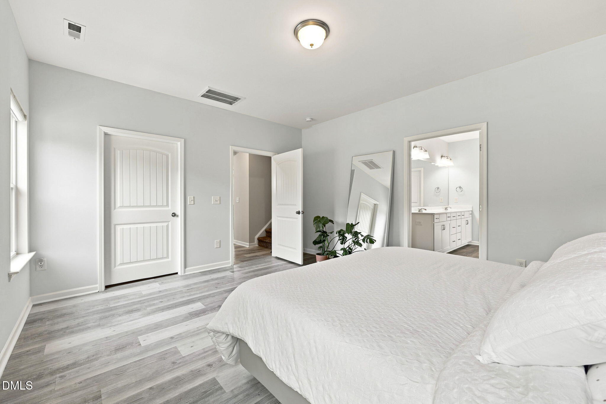 3912 Mendenhall Drive Property Photo 17