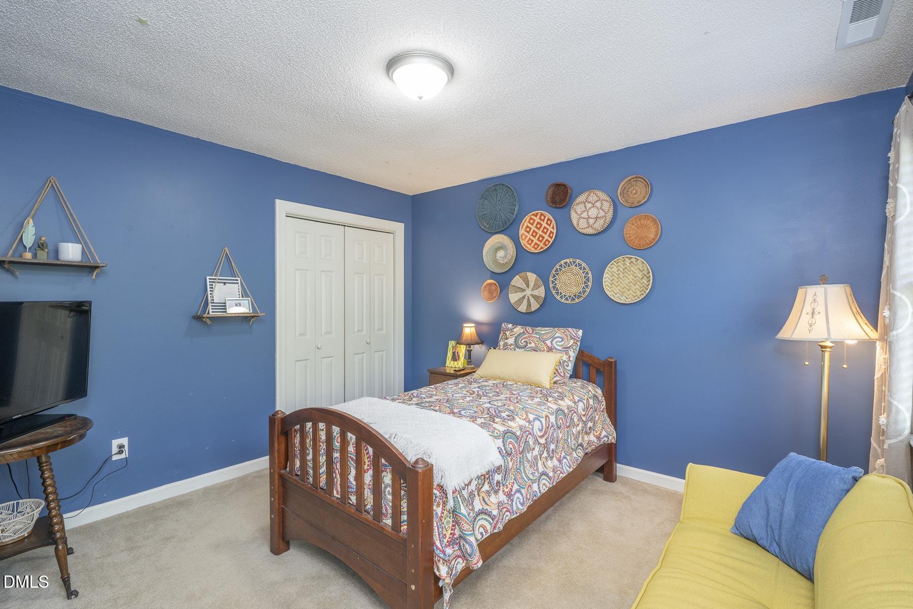 708 Flagstone Way Property Photo 13
