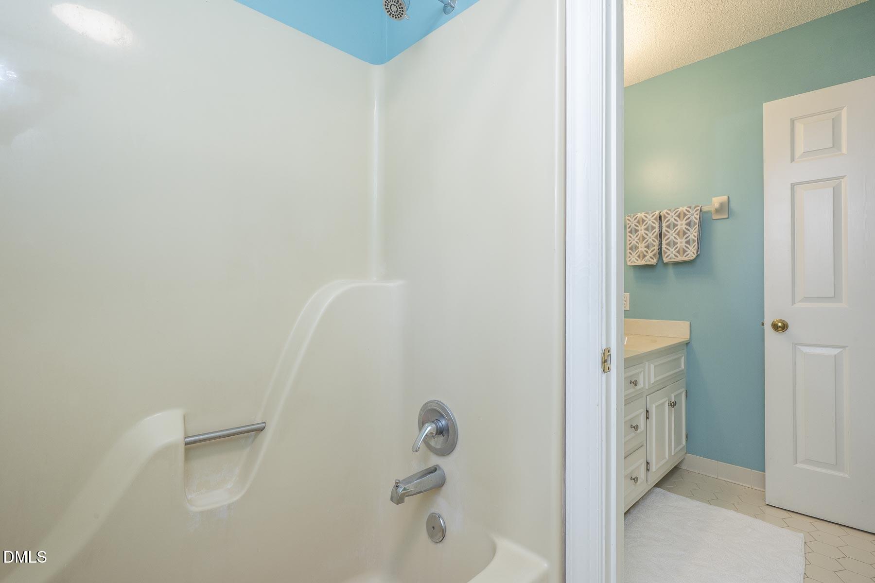708 Flagstone Way Property Photo 21
