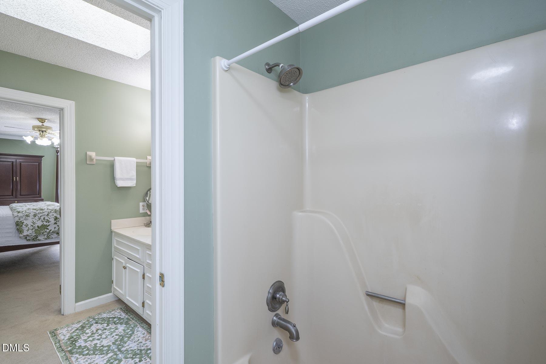 708 Flagstone Way Property Photo 27