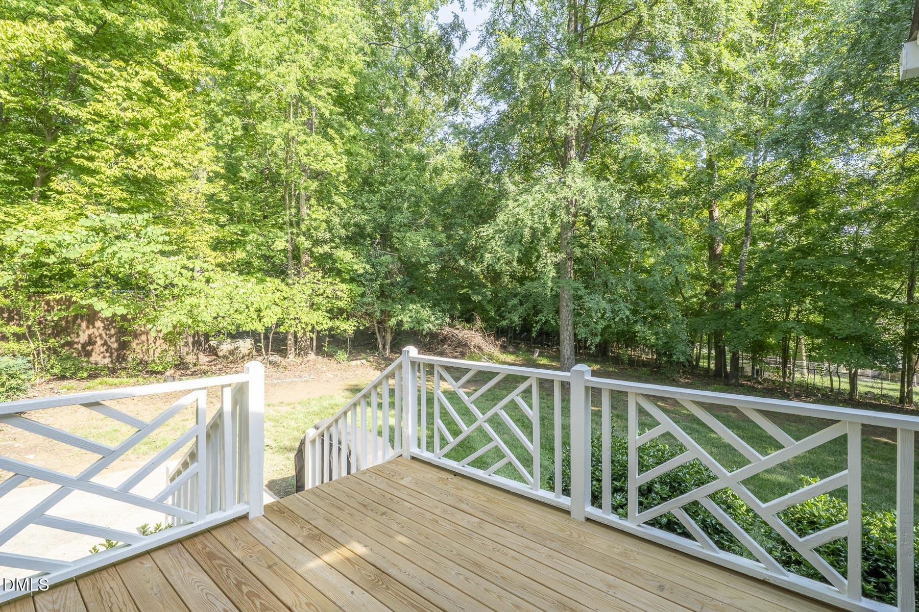 708 Flagstone Way Property Photo 33