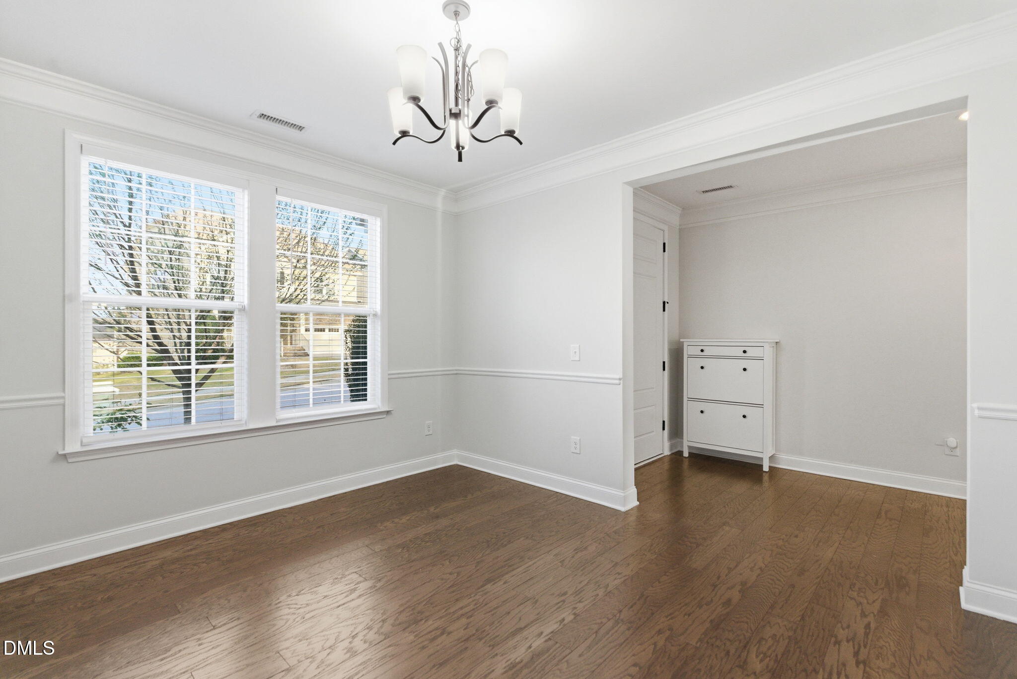 721 Vine Pond Court Property Photo 18