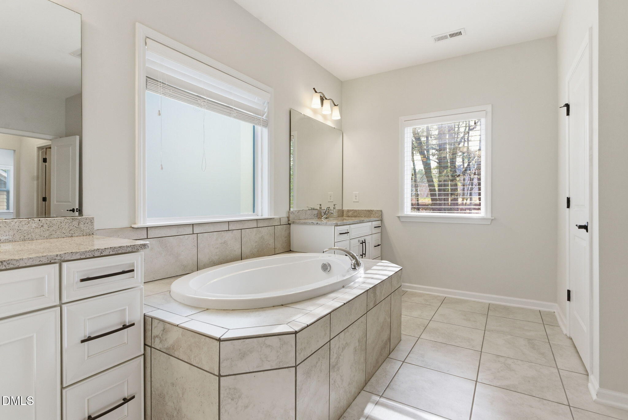 721 Vine Pond Court Property Photo 27