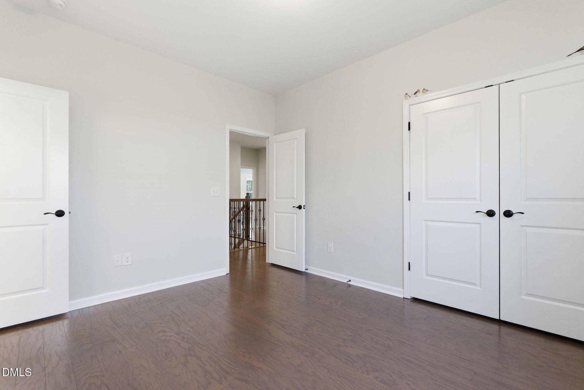 721 Vine Pond Court Property Photo 32