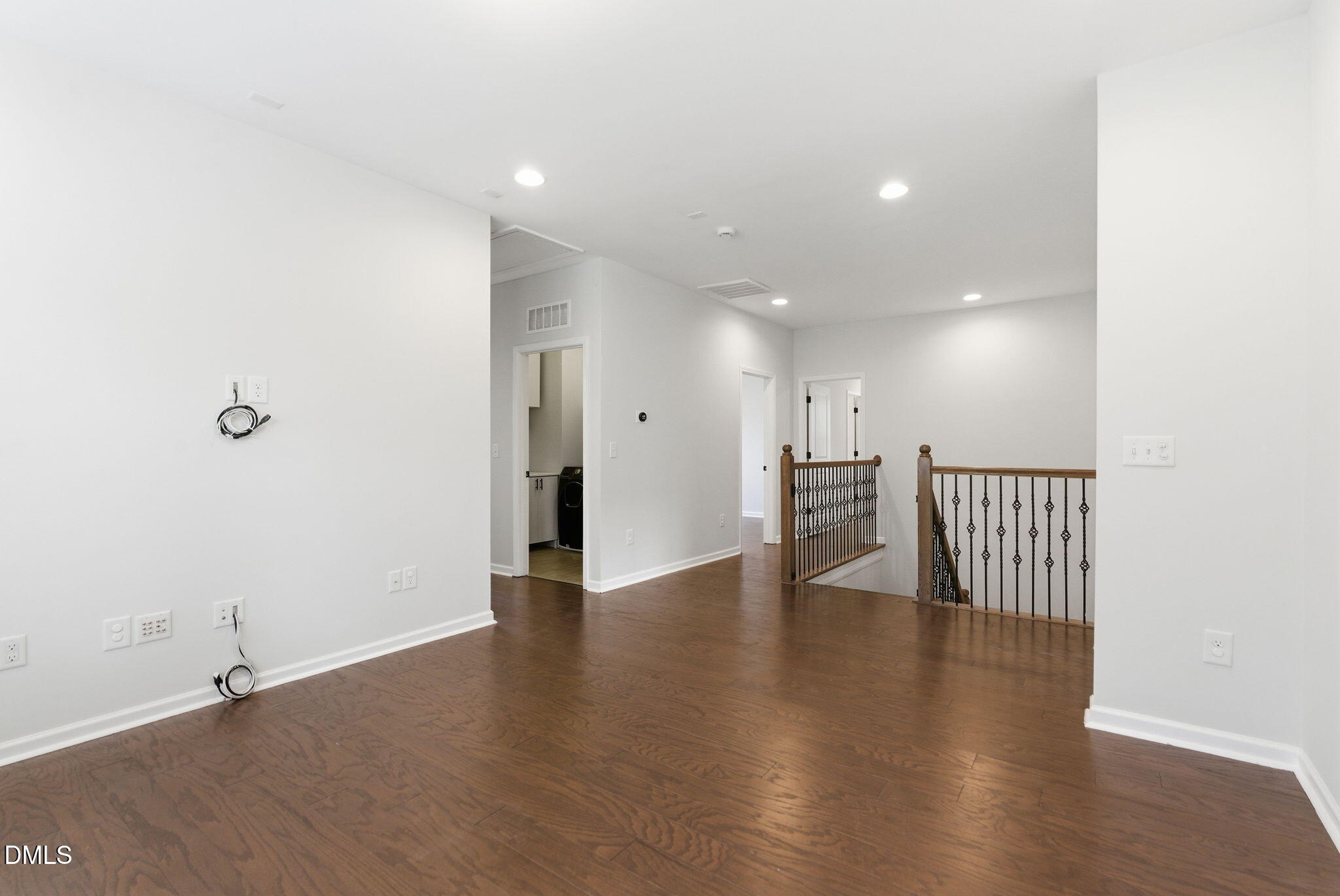 721 Vine Pond Court Property Photo 37