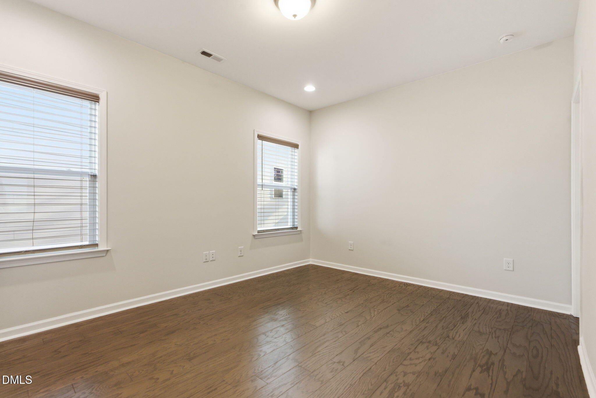 721 Vine Pond Court Property Photo 40