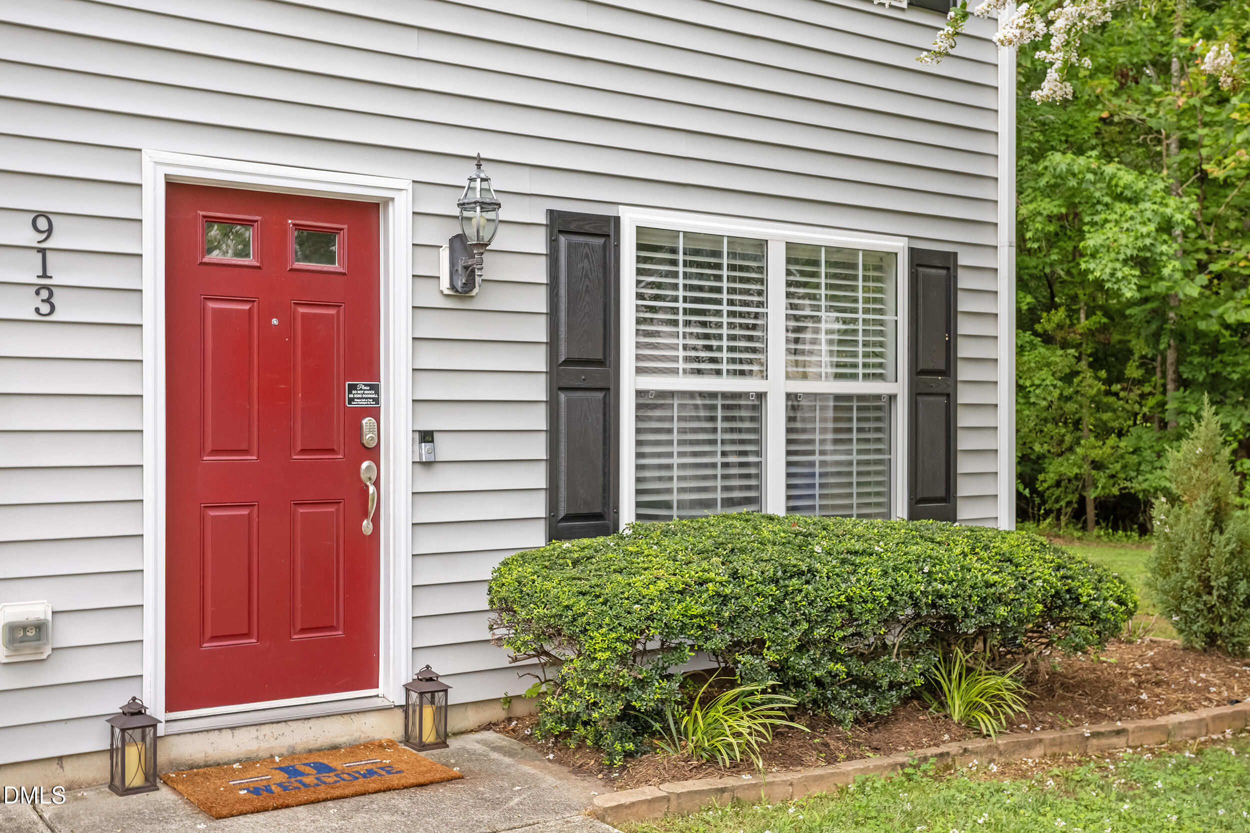 913 Woodgreen Drive Property Photo 4