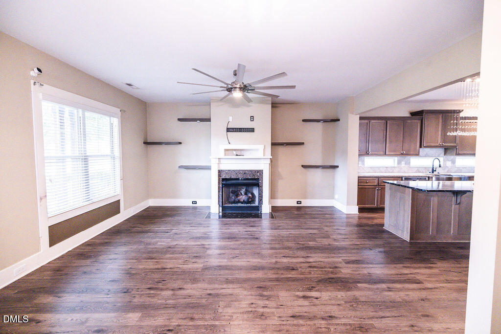 57 Bella Square Property Photo 10