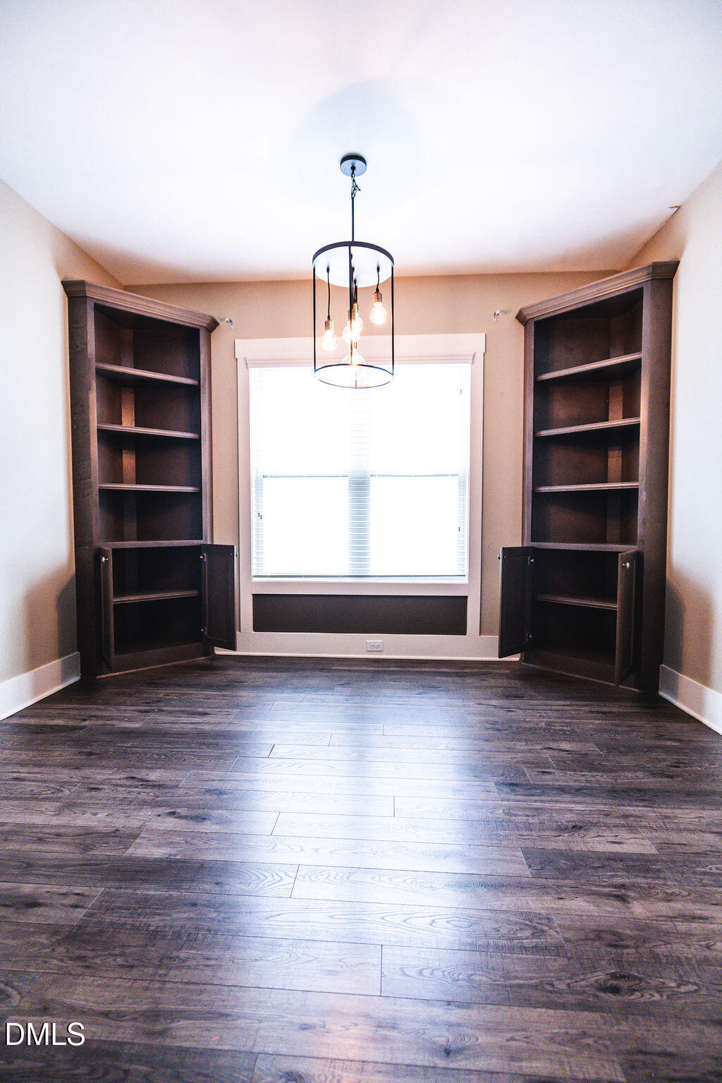 57 Bella Square Property Photo 13