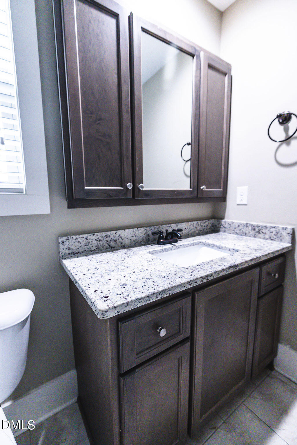 57 Bella Square Property Photo 20