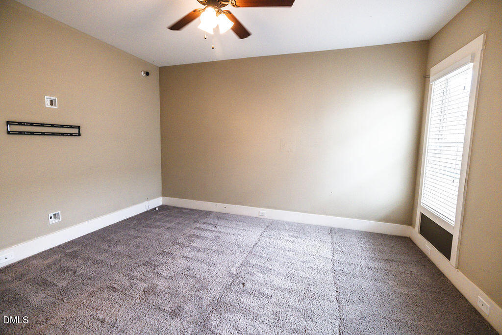 57 Bella Square Property Photo 22