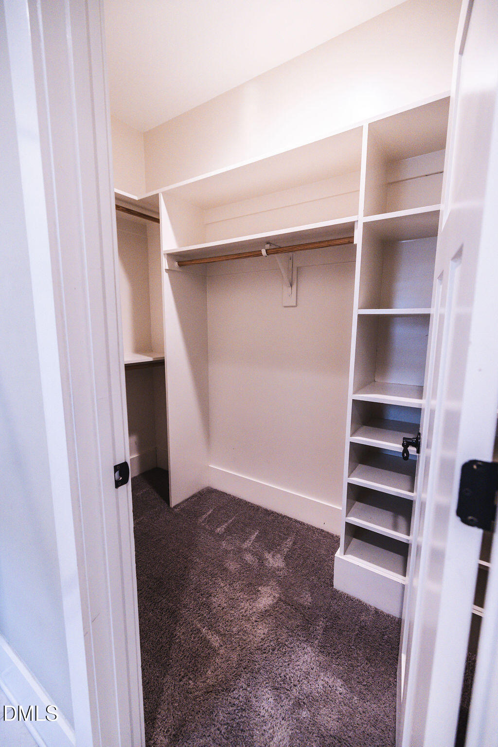 57 Bella Square Property Photo 24