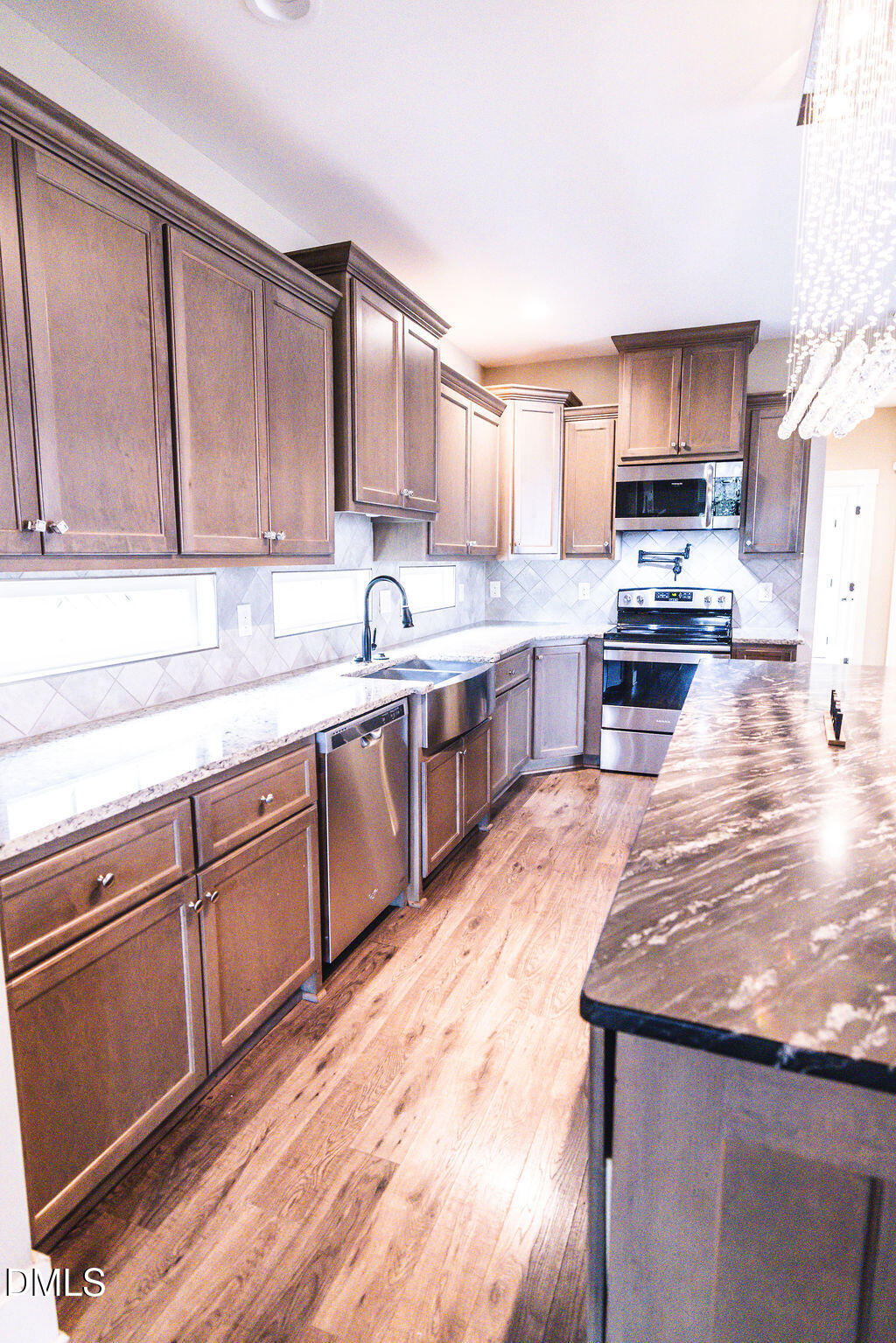 57 Bella Square Property Photo 29