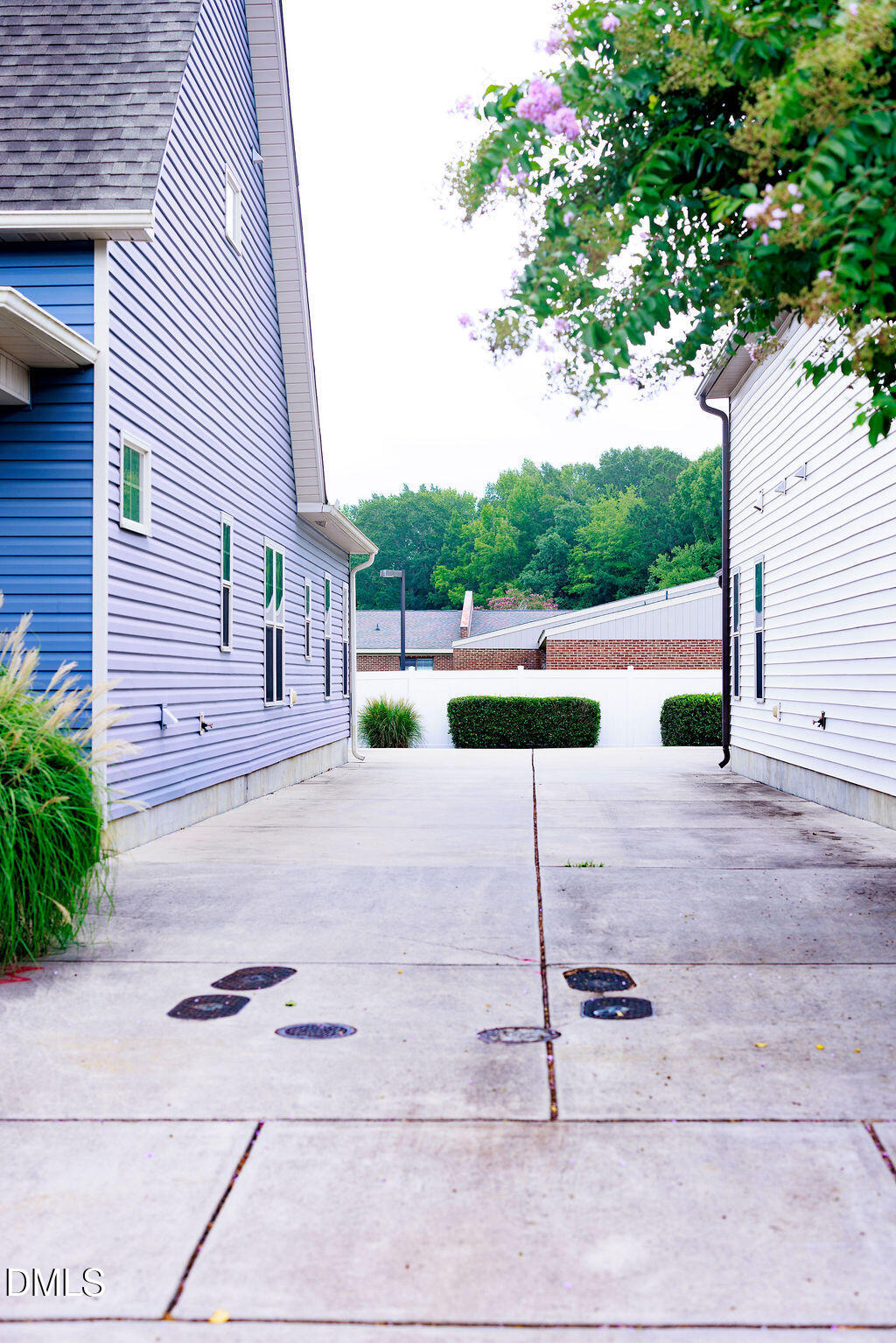 57 Bella Square Property Photo 35